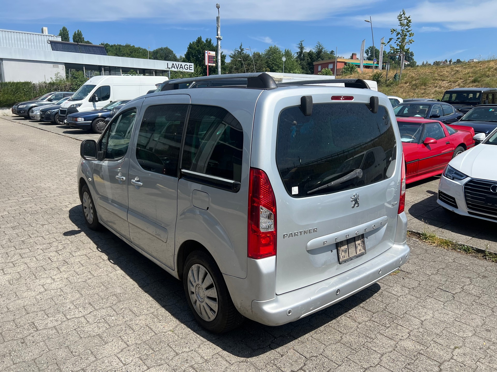 PEUGEOT Partner 1.6 Trendy Clim (Pack)-image-8
