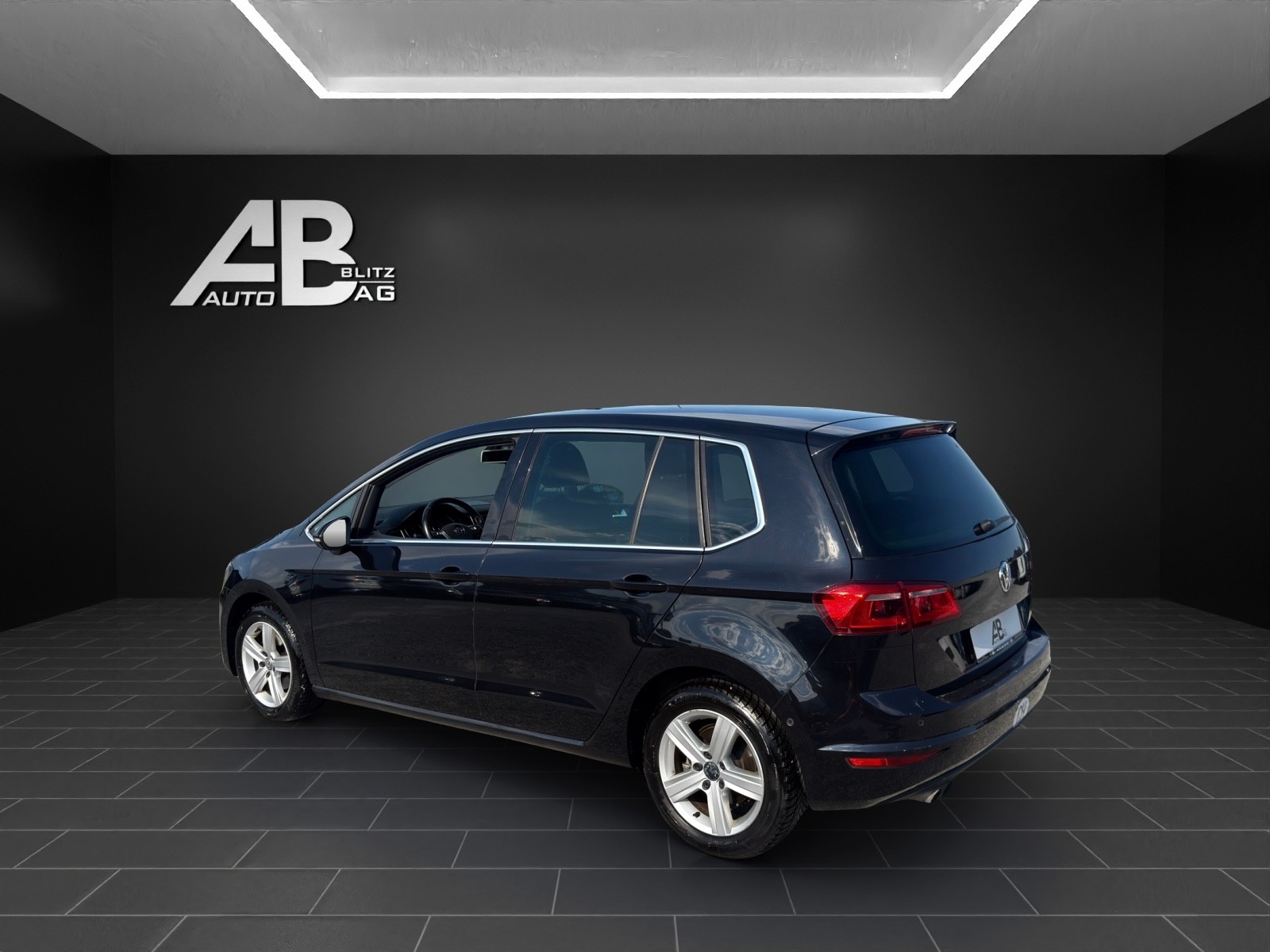VW Golf Sportsvan 1.4 TSI Highline DSG-showroom-element-2