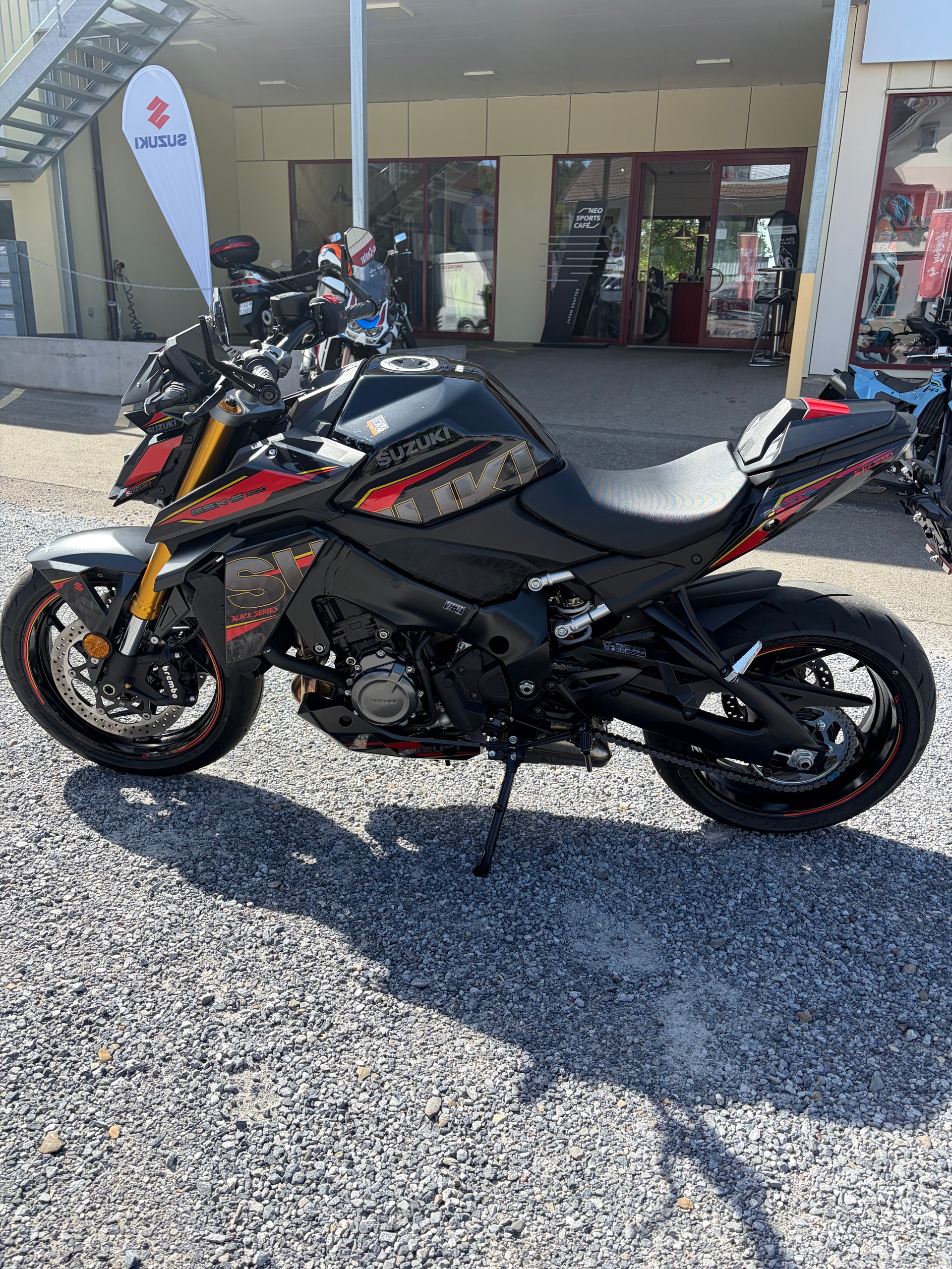 SUZUKI BLACK EVO-image-1