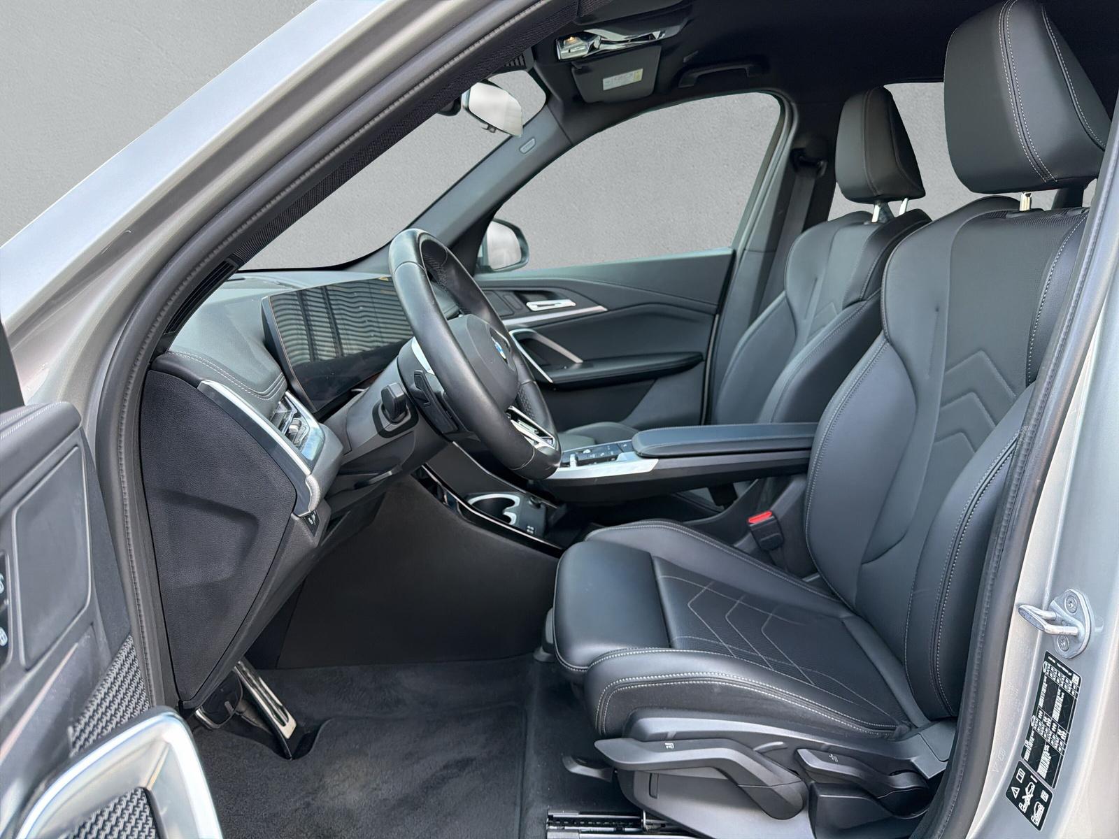 BMW X1 20d xDrive paddles-image-11