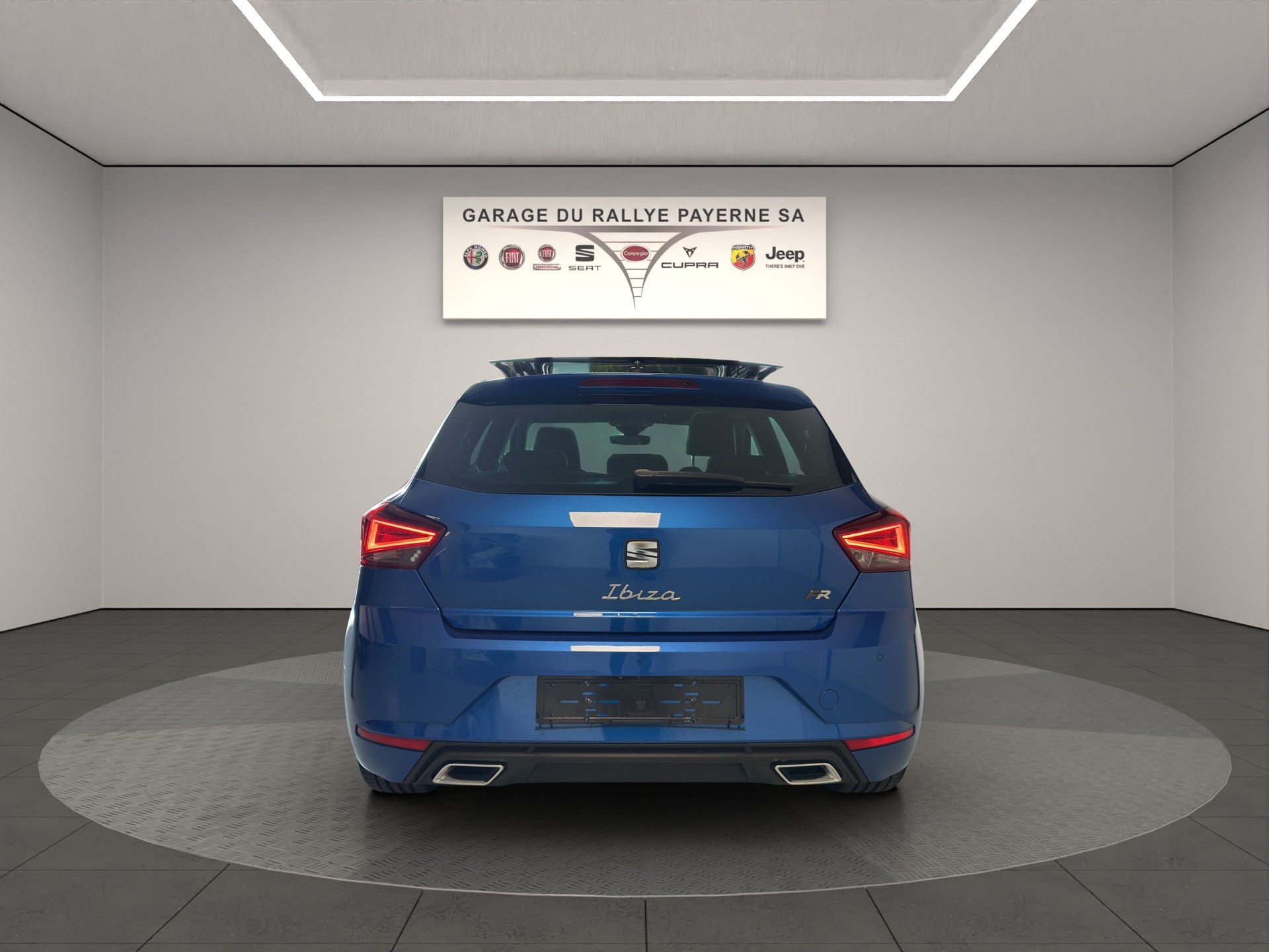 SEAT Ibiza 1.0 EcoTSI Hola FR DSG-showroom-element-3