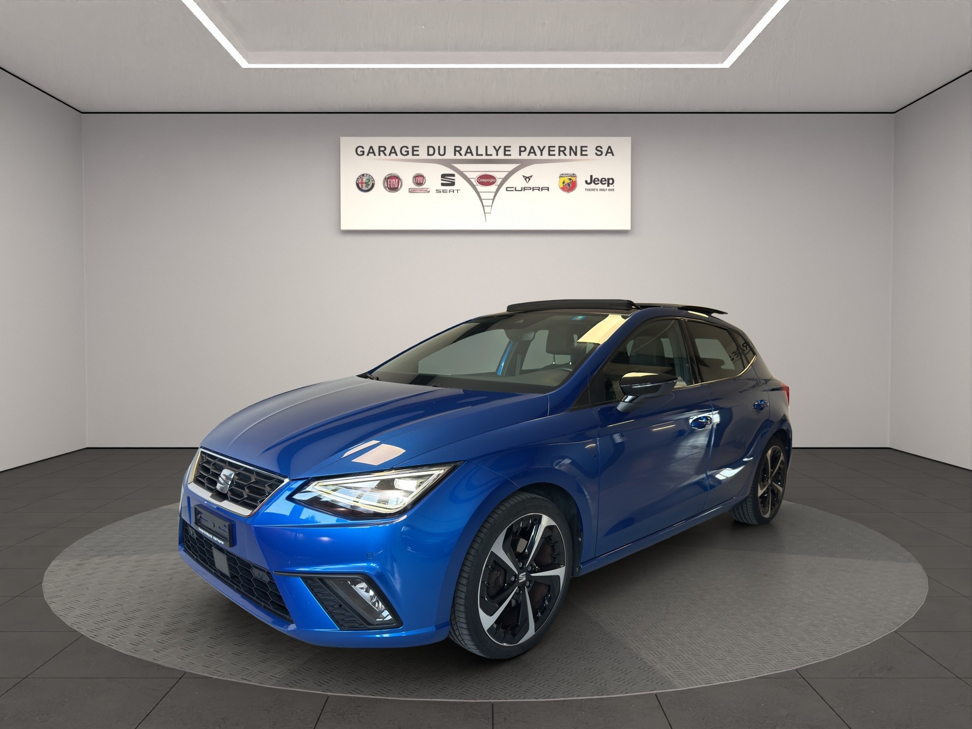 SEAT Ibiza 1.0 EcoTSI Hola FR DSG-showroom-element-1