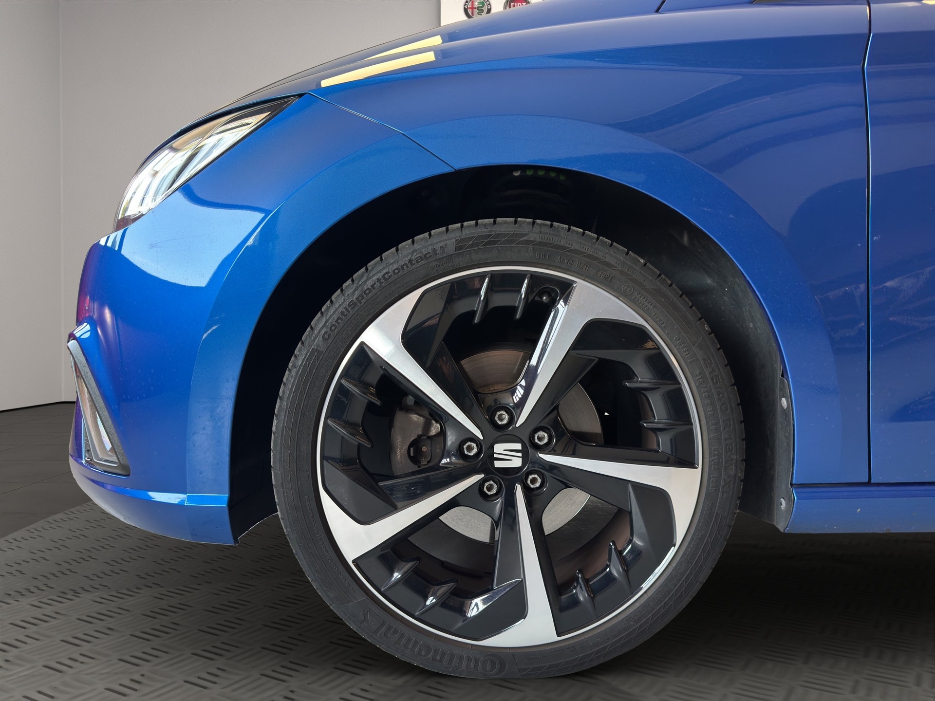 SEAT Ibiza 1.0 EcoTSI Hola FR DSG-image-5