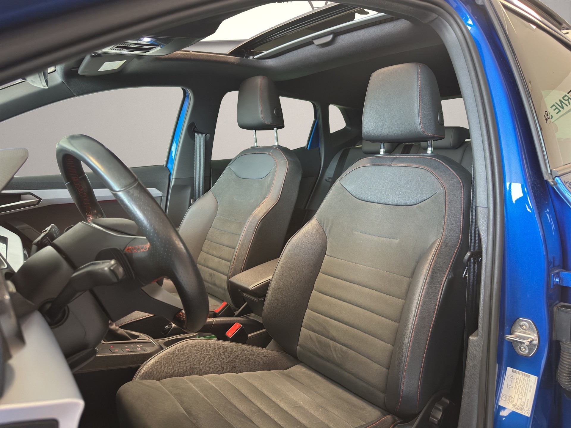 SEAT Ibiza 1.0 EcoTSI Hola FR DSG-image-8