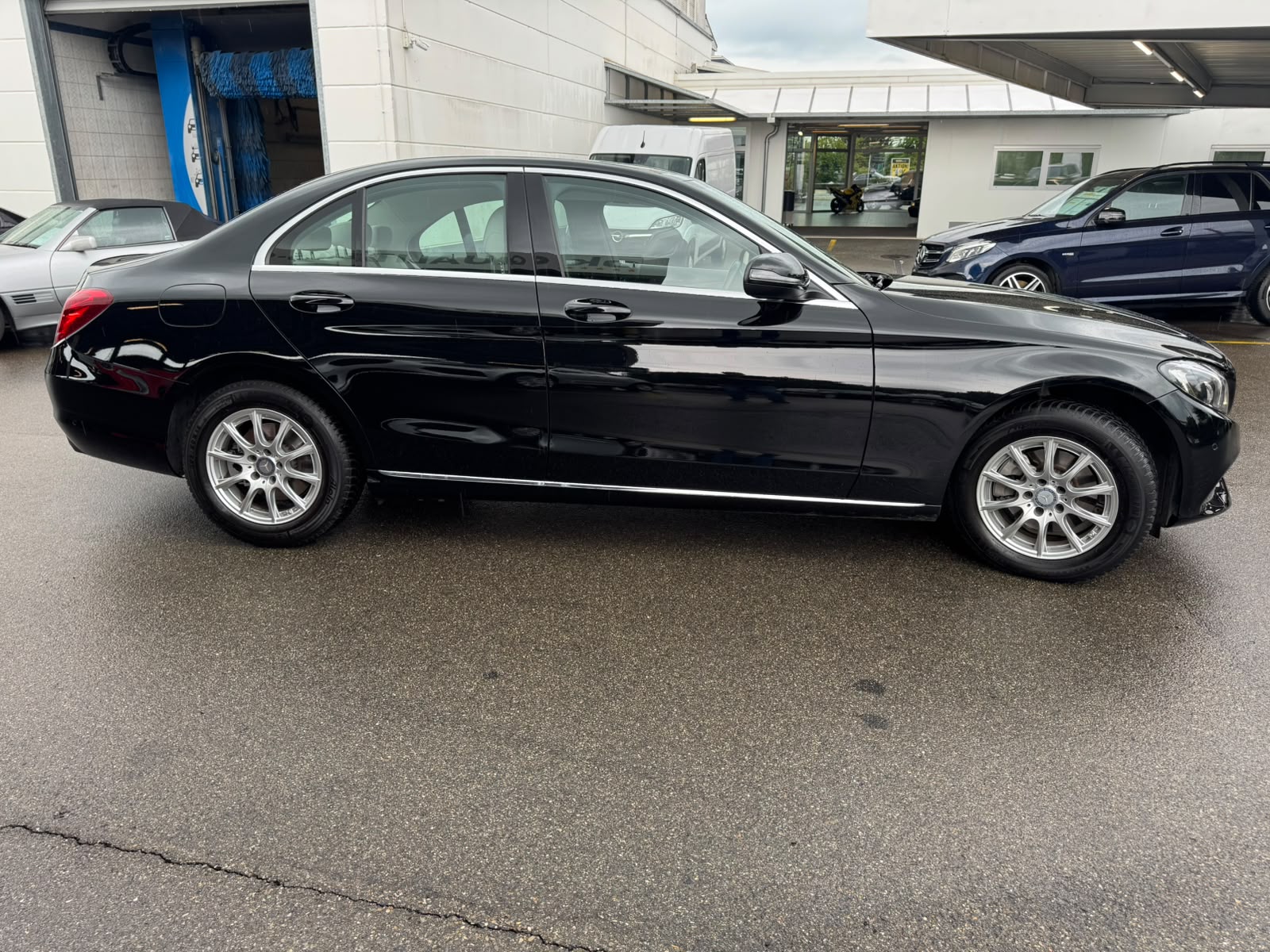 MERCEDES-BENZ C 200 Avantgarde-image-4