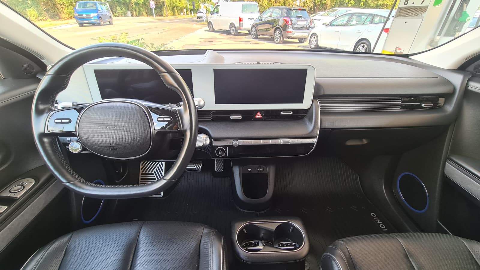 HYUNDAI Ioniq 5 77kWh Amplia 2WD ** Voll-Leder ** RF-Kamera ** Sitzheizung V+H ** H-UP-Disp ** Anh-Kupplung 1600kg ** Modell 2024-image-14