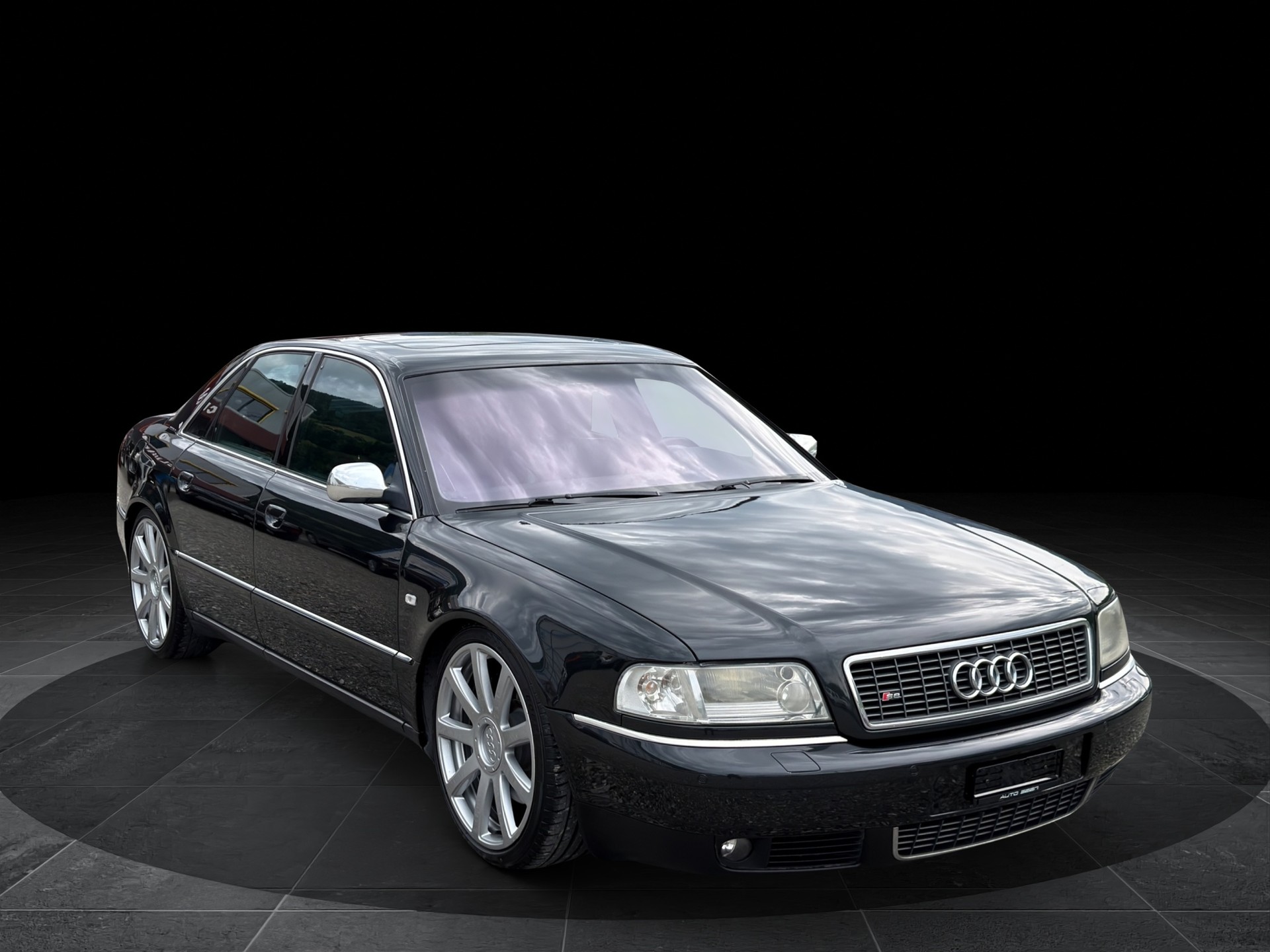 AUDI S8 4.2 quattro