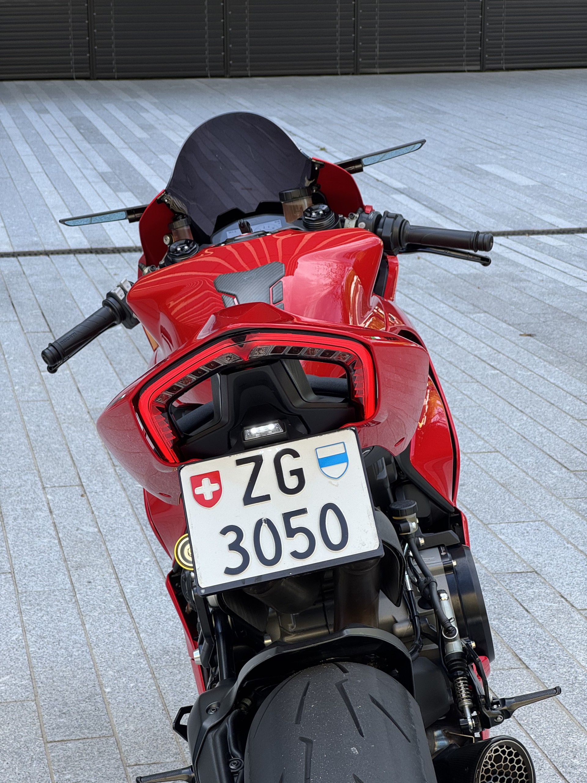 DUCATI Panigale V2-image-13