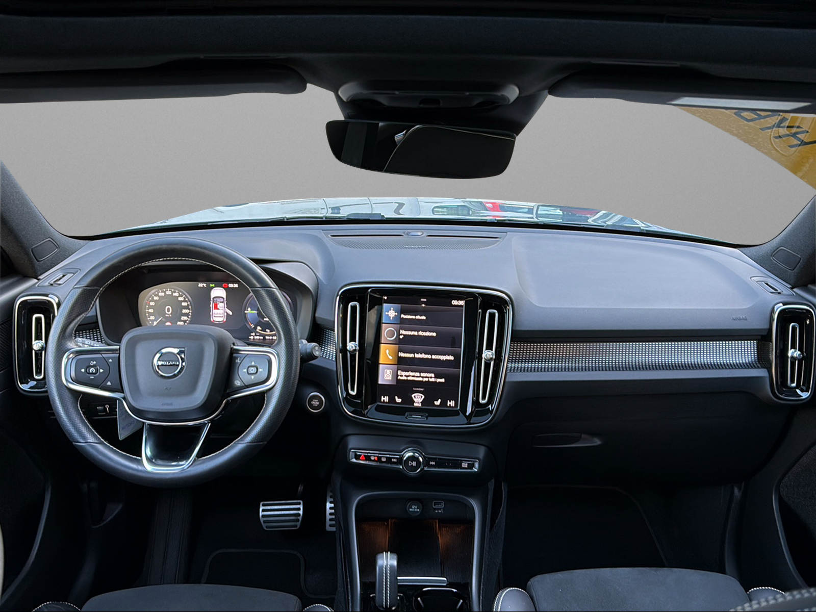 VOLVO XC40 T5 TwE R-Design DCT-image-8