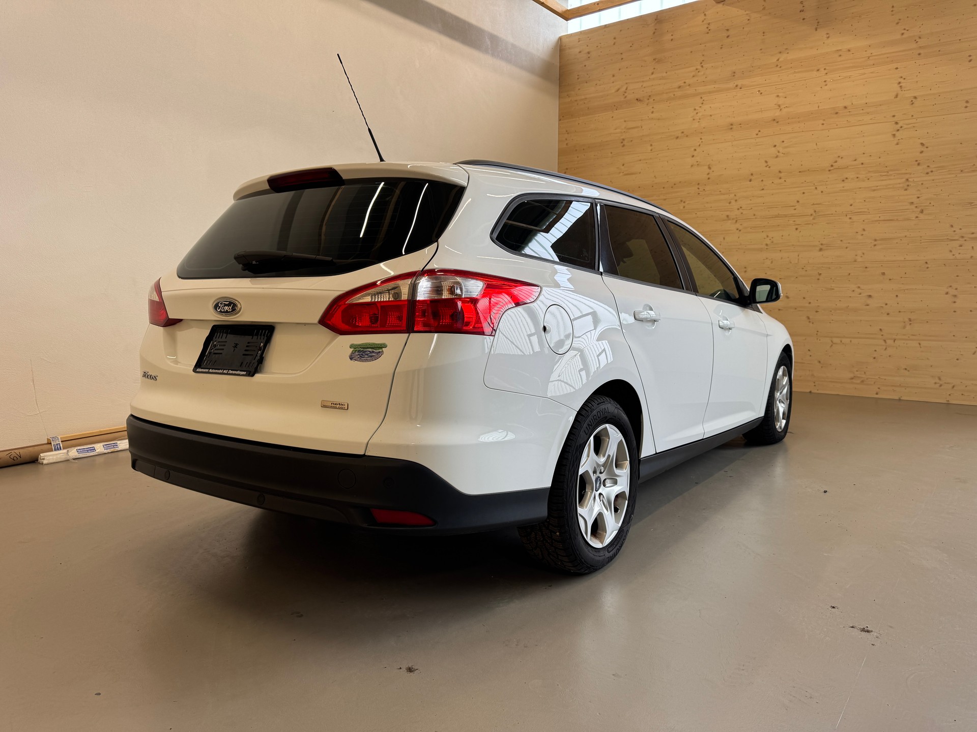FORD Focus 1.0 SCTi Carving-showroom-element-2