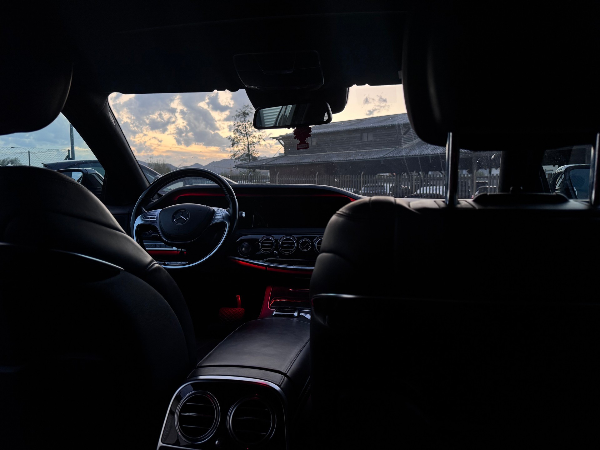 MERCEDES-BENZ S 300 L BlueTEC Hybrid 7G-Tronic-image-10