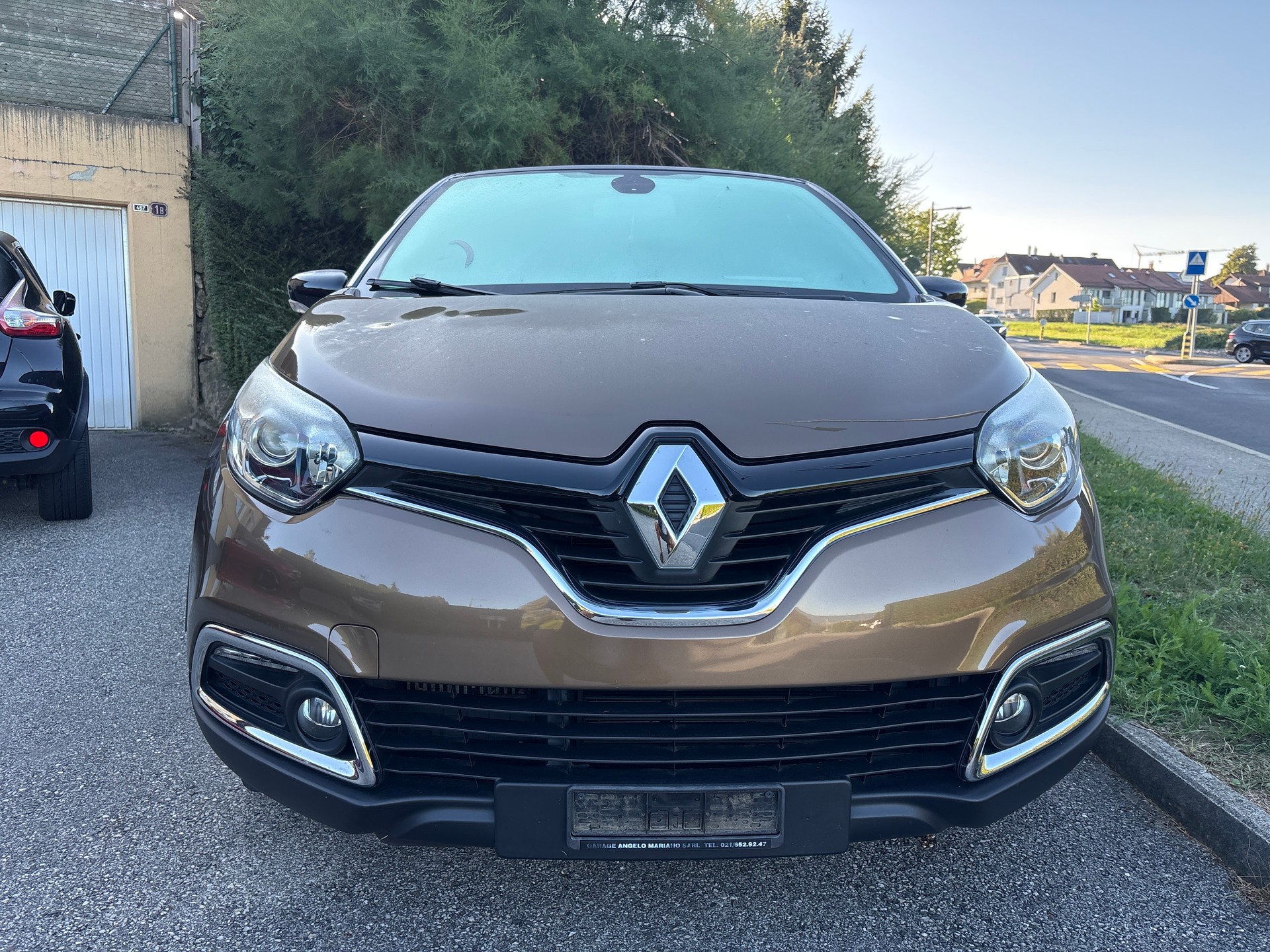 RENAULT Captur 1.2 T 16V Iconic EDC