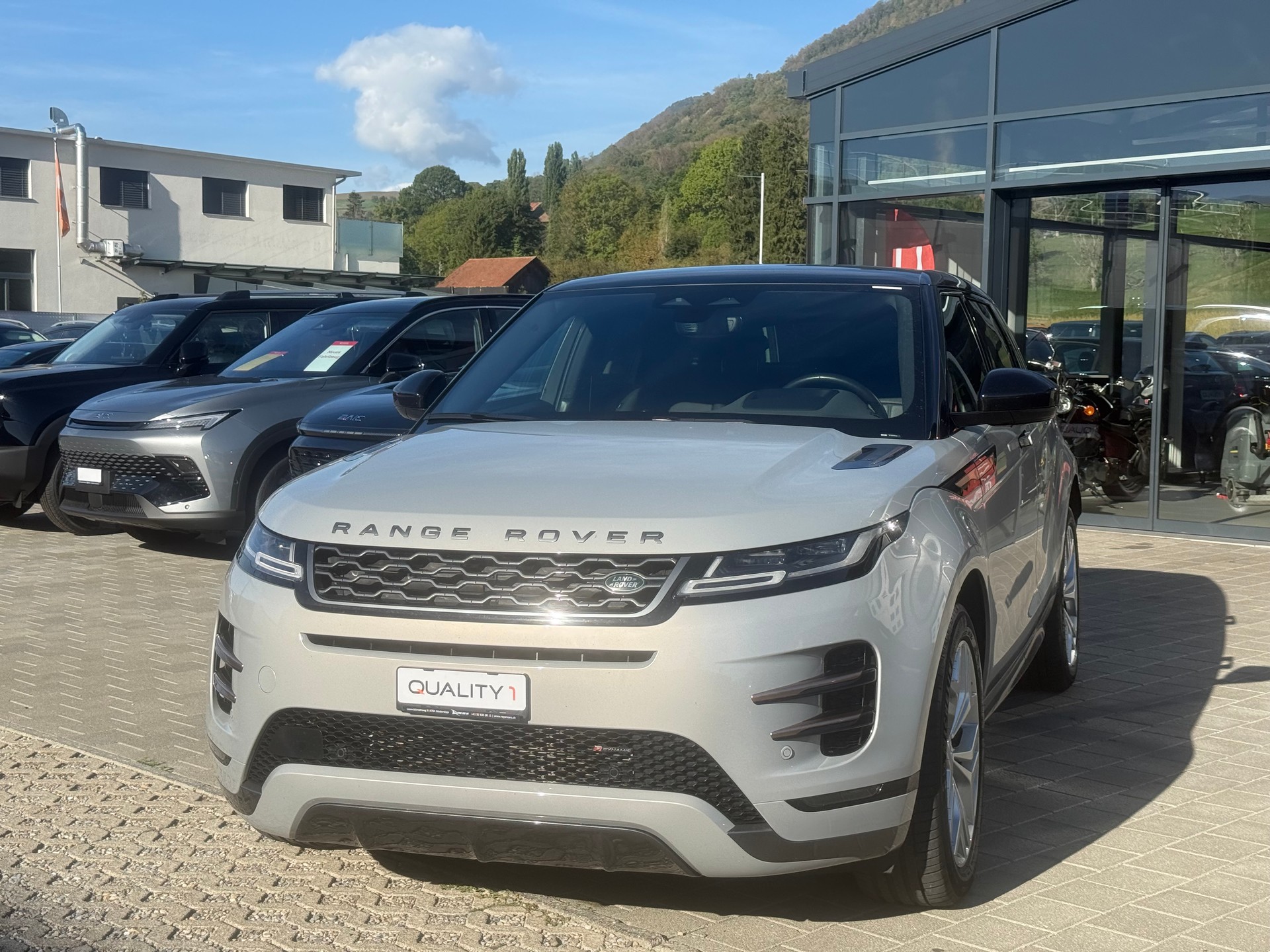 LAND ROVER Range Rover Evoque P 300e SE AT8
