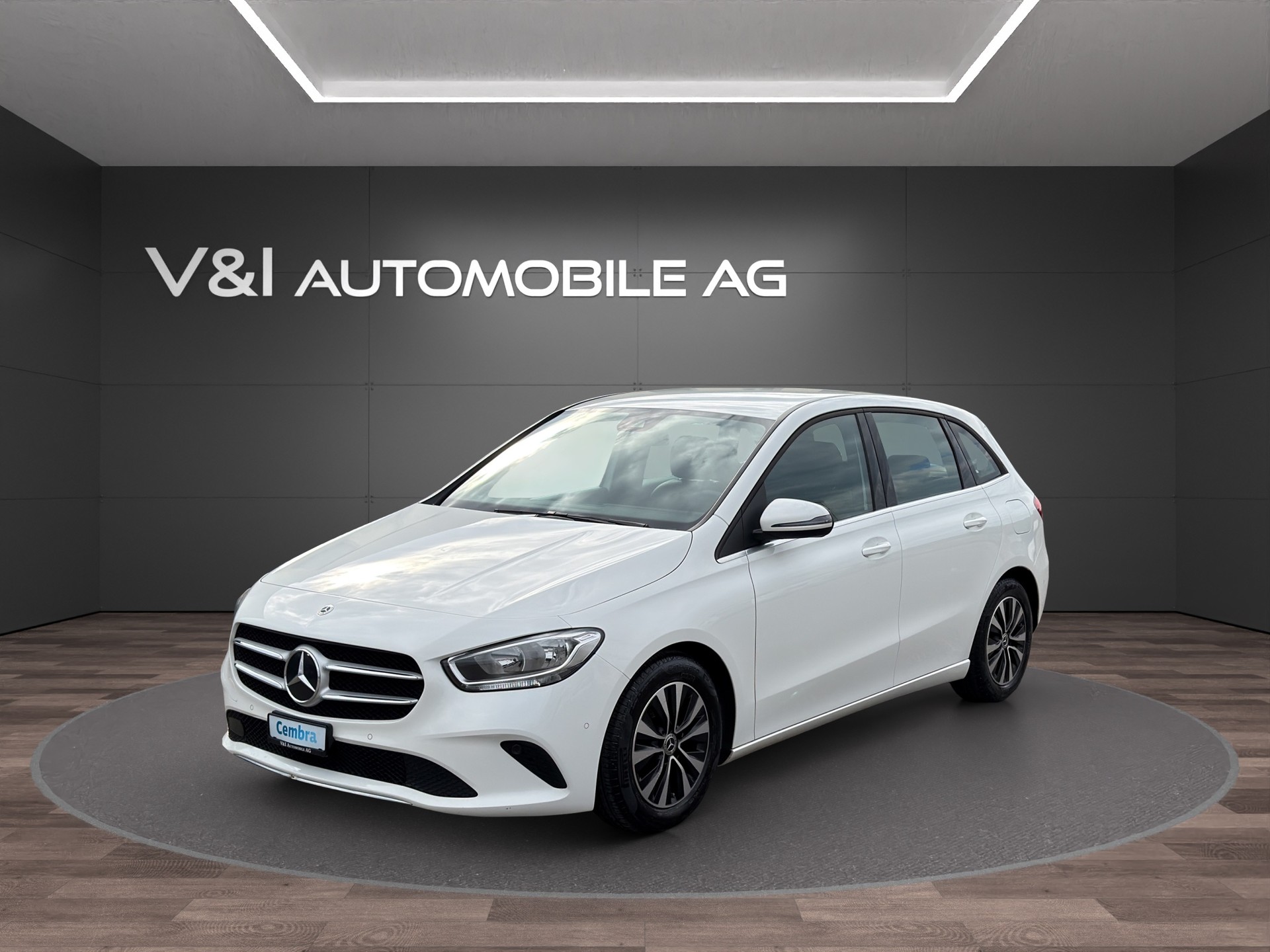 MERCEDES-BENZ B 180 SE Line 7G-DCT