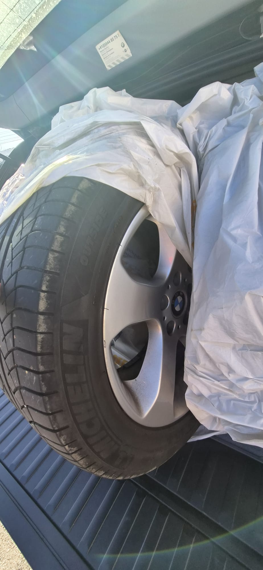 BMW X5 4.4i-image-9