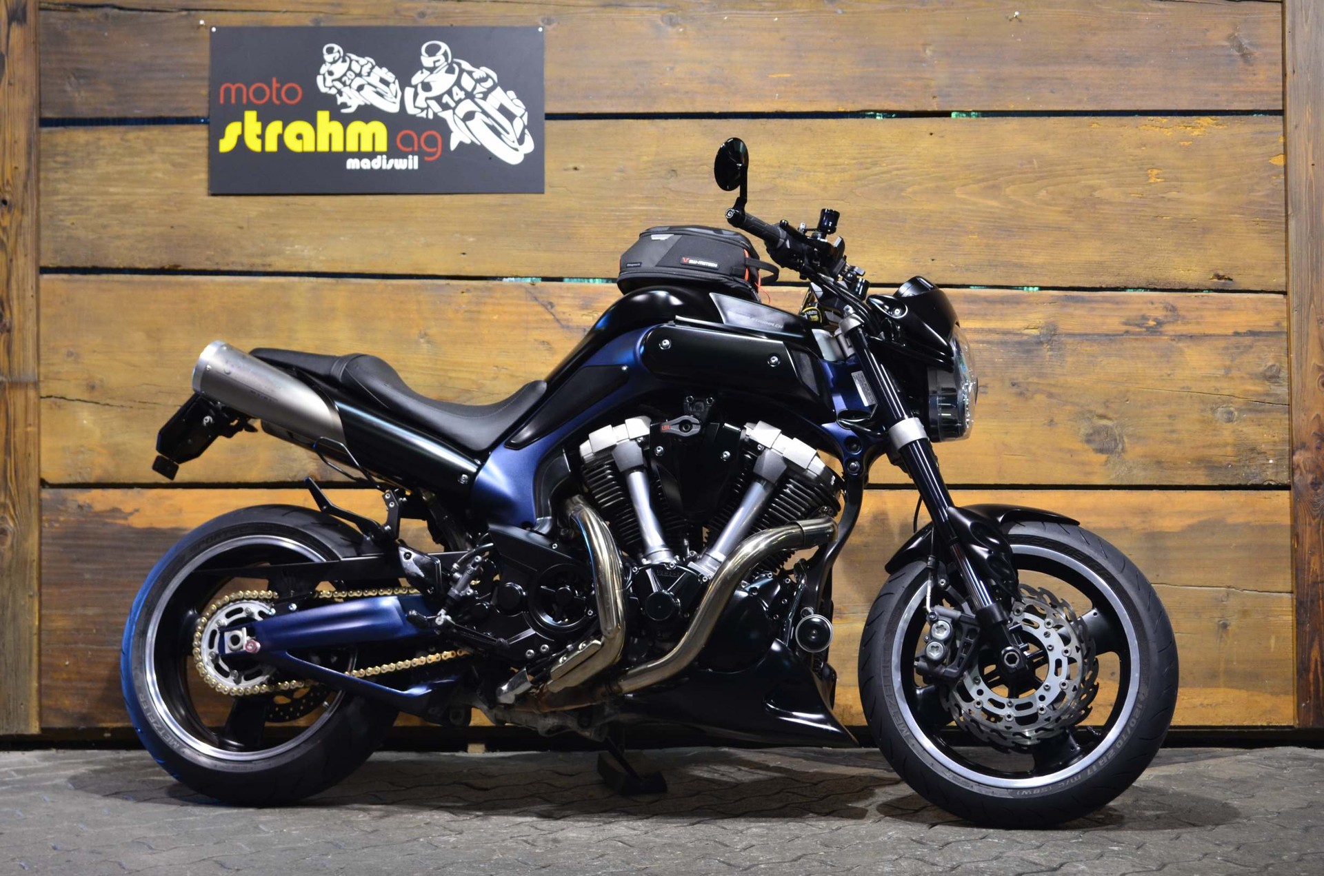 YAMAHA MT-01-image-1