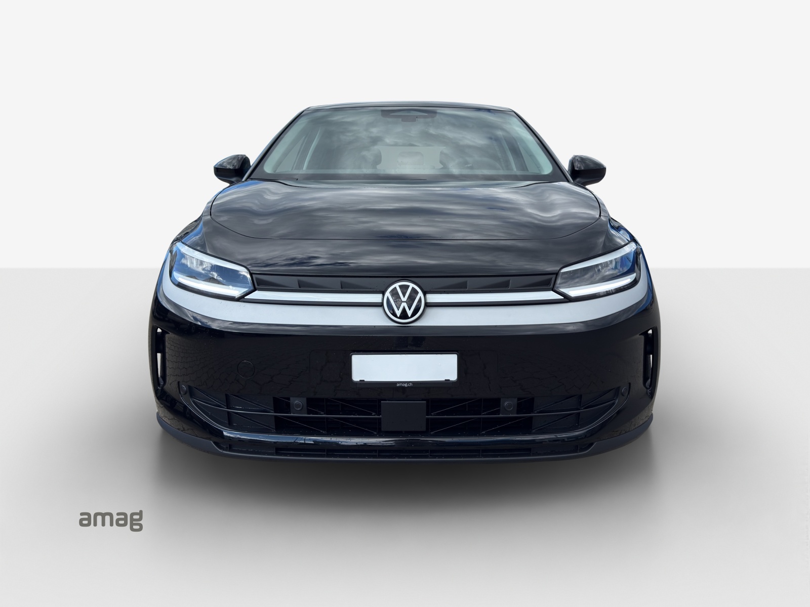 VW ID.Polo 52 kWh Life Edition One-image-6