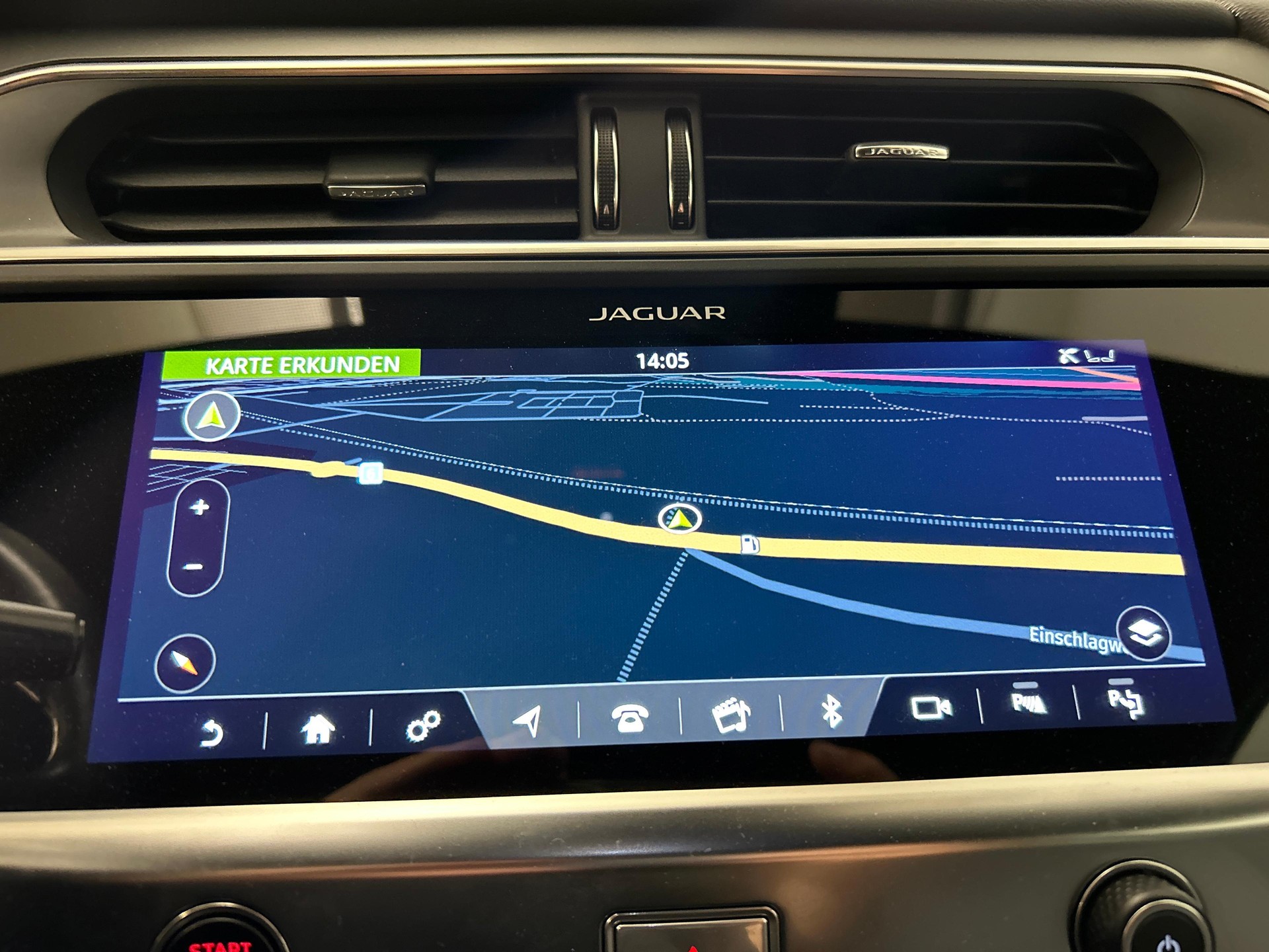 JAGUAR I-Pace EV400 HSE AWD-image-8