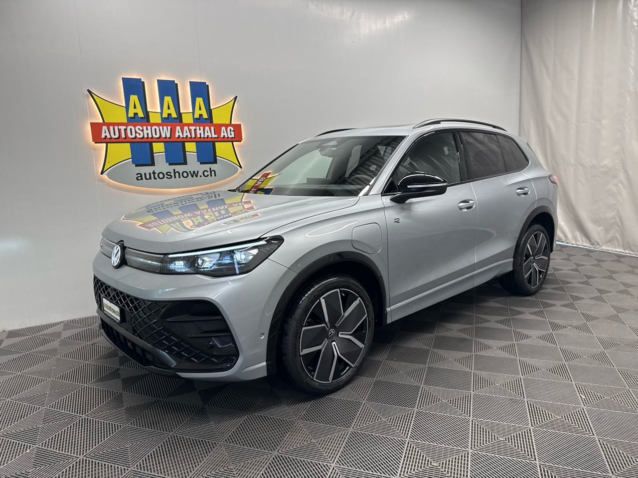VW Tiguan 1.5 TSI PHEV R-Line Black Style