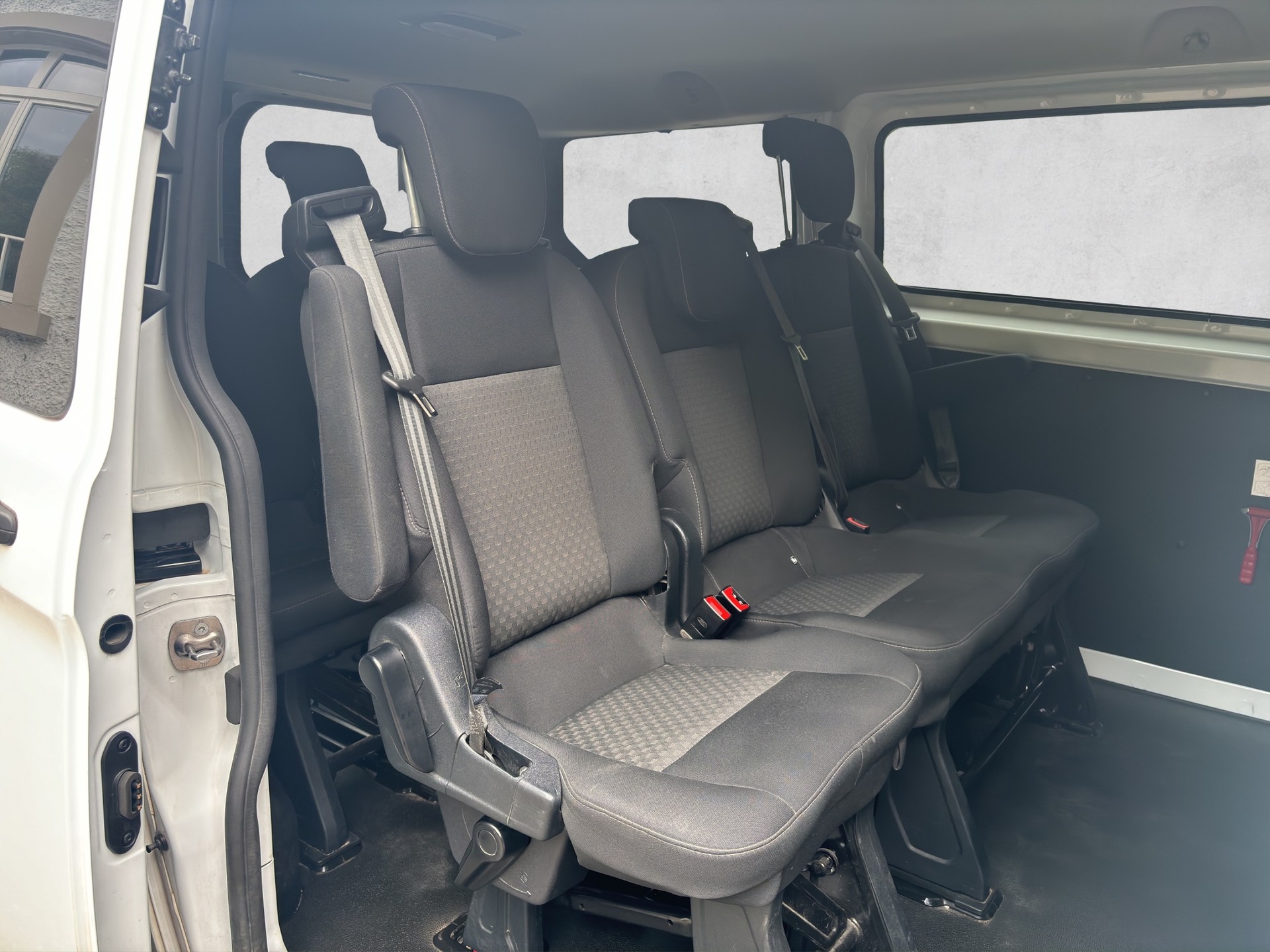 FORD Transit Custom Kombi 320 L1H1 Trend-image-9