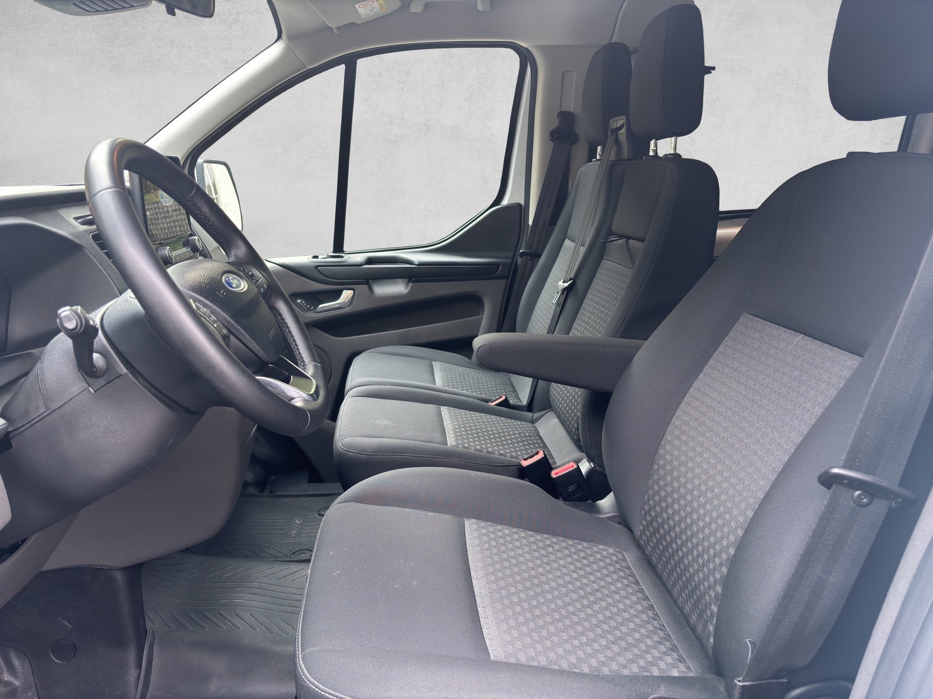 FORD Transit Custom Kombi 320 L1H1 Trend-showroom-element-3