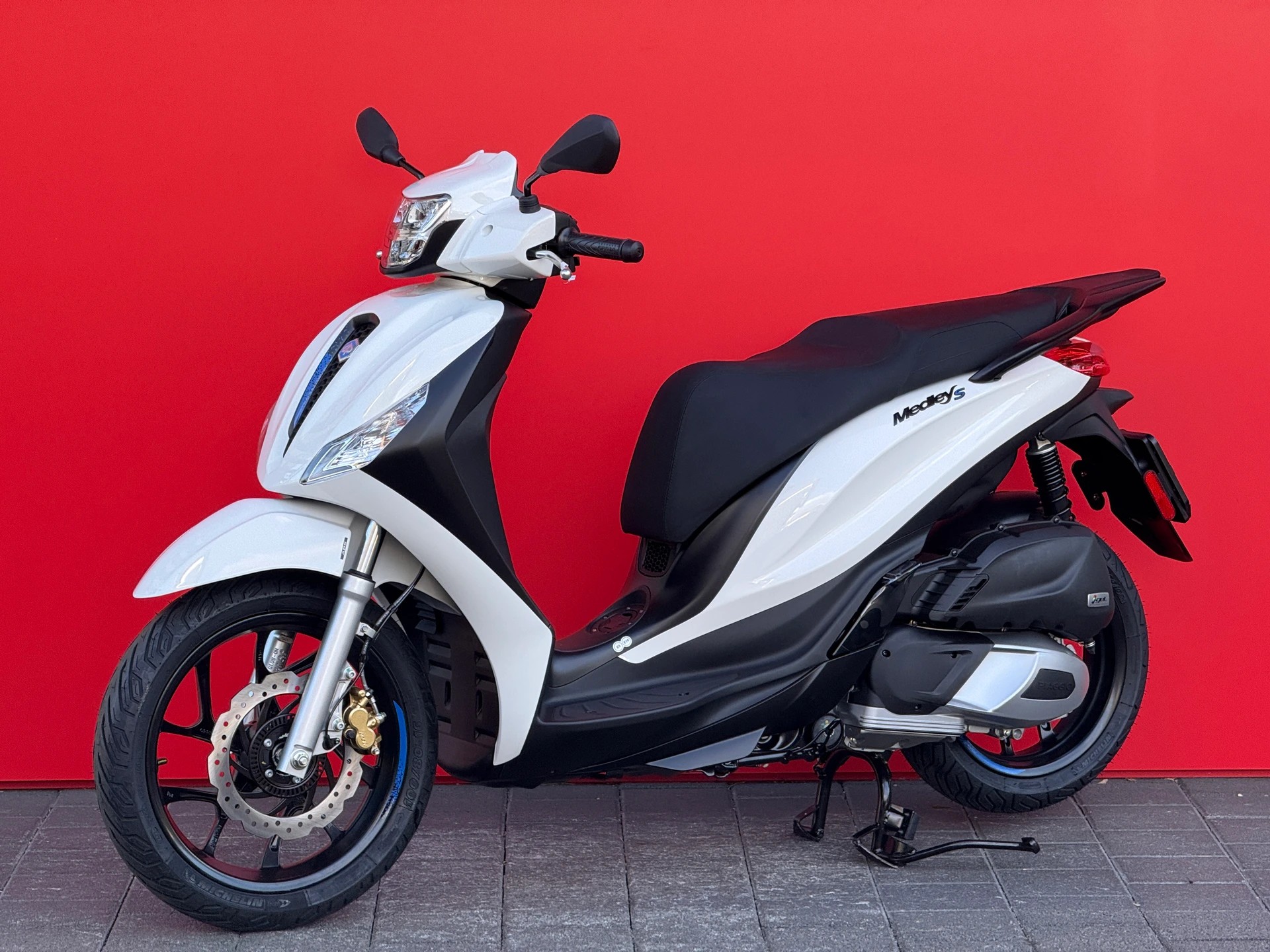 PIAGGIO Medley 200 Sport ABS E5+-image-3