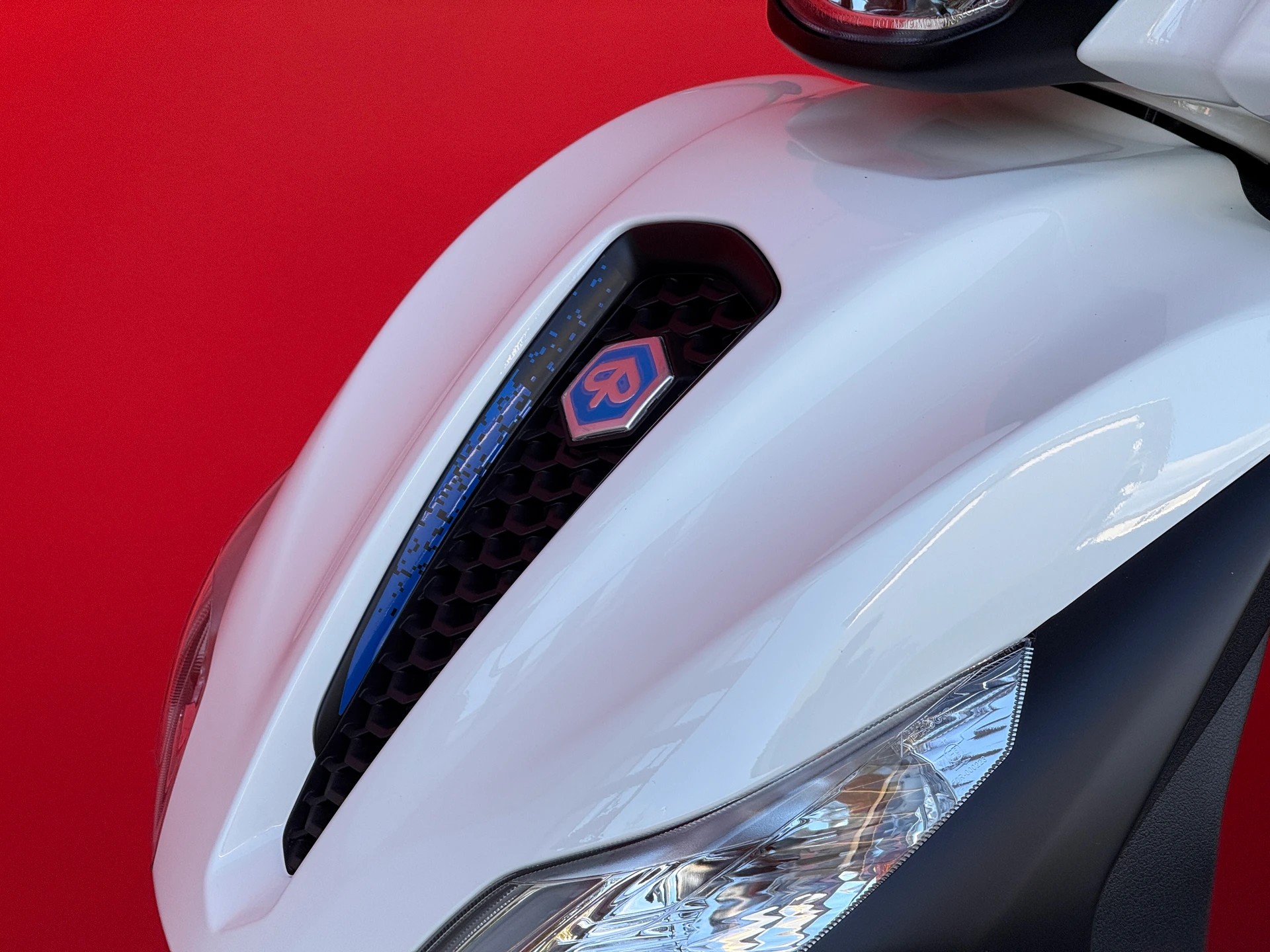 PIAGGIO Medley 200 Sport ABS E5+-image-12
