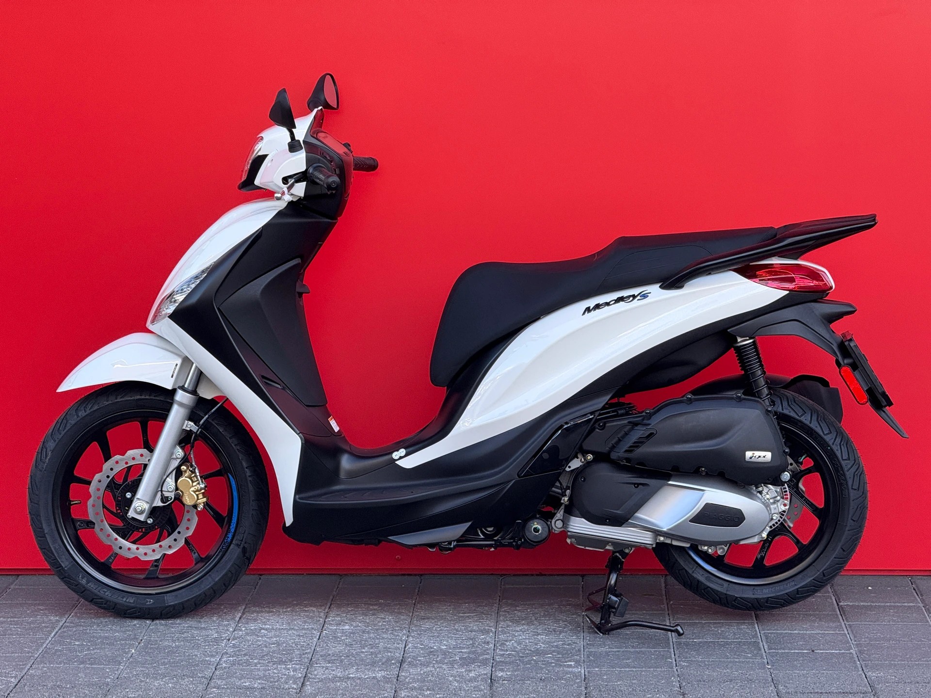 PIAGGIO Medley 200 Sport ABS E5+-image-10