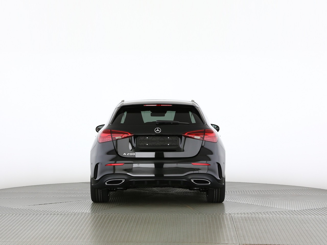 MERCEDES-BENZ A 200 7G-DCT-showroom-element-3