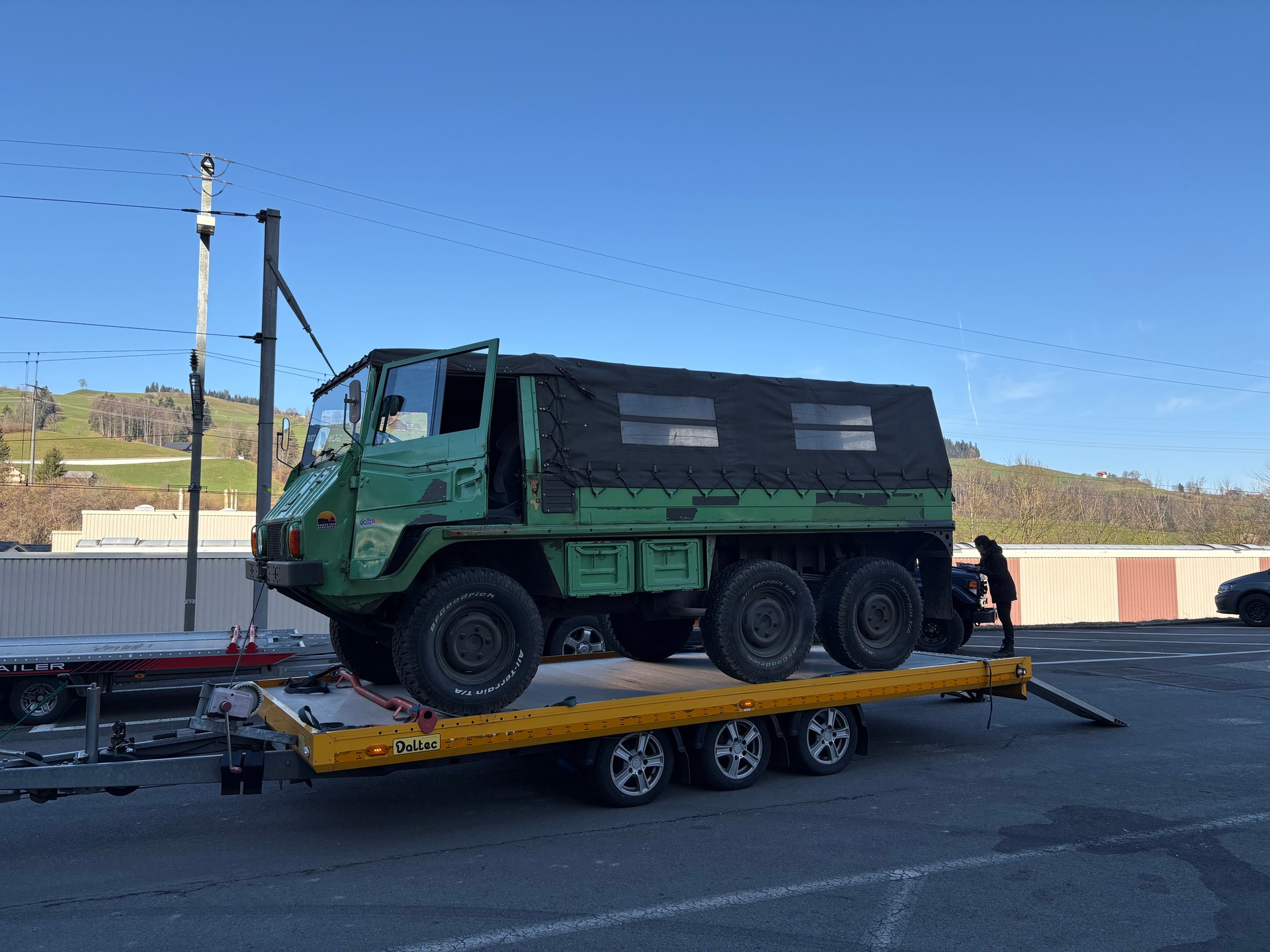 PINZGAUER 712 6x6
