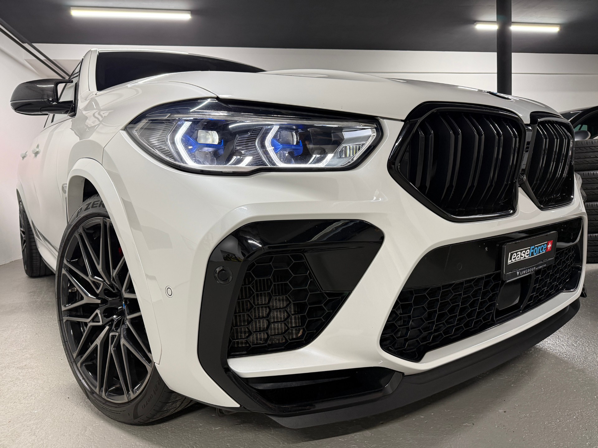 BMW X6M Steptronic M Competition-image-4