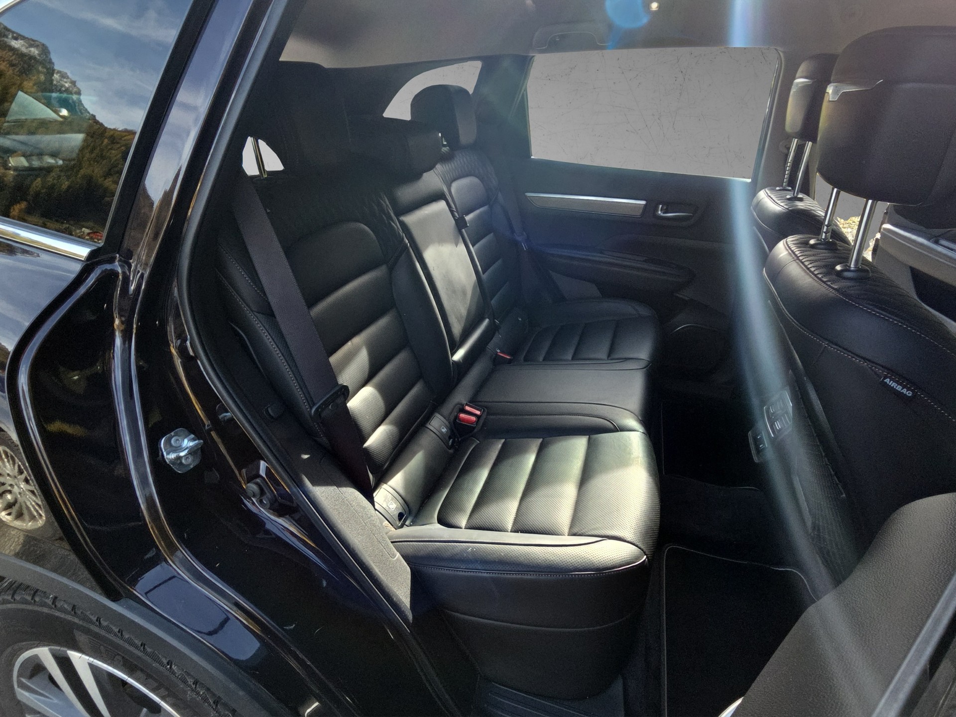 RENAULT Koleos 2.0 dCi Initiale 4WD Xtronic CVT-image-12