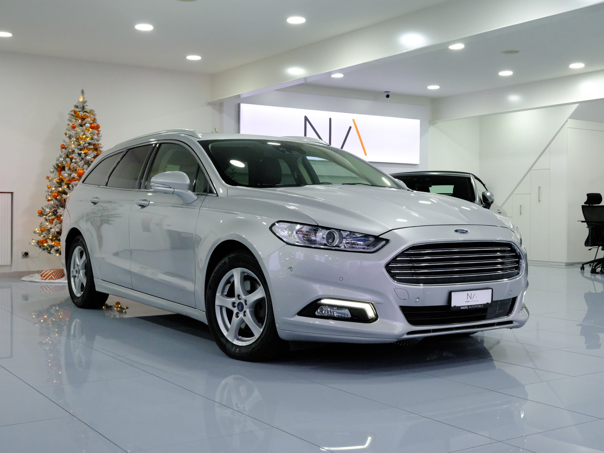 FORD Mondeo 2.0 TDCi Titanium AWD PowerShift-image-0