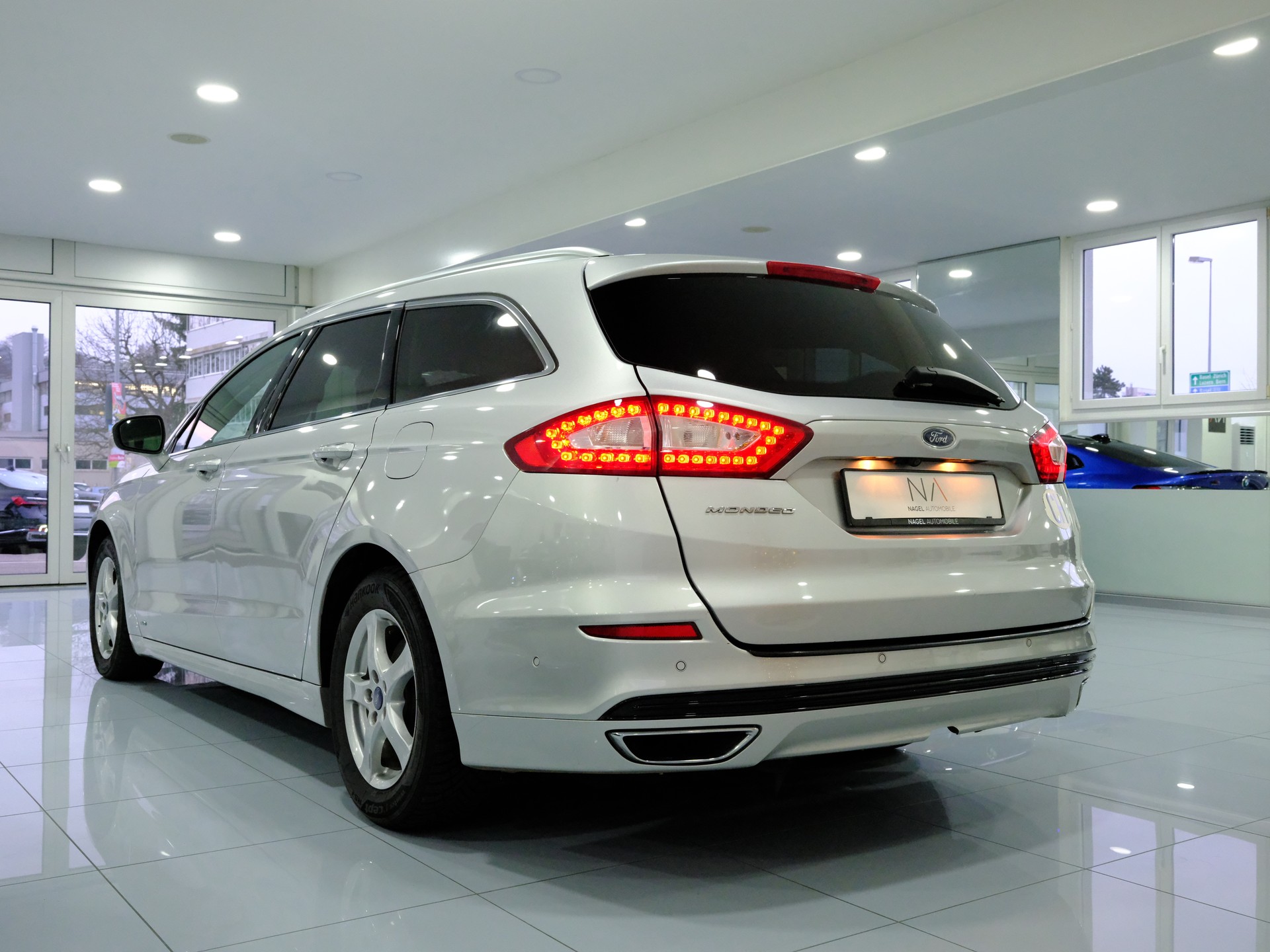 FORD Mondeo 2.0 TDCi Titanium AWD PowerShift-image-4