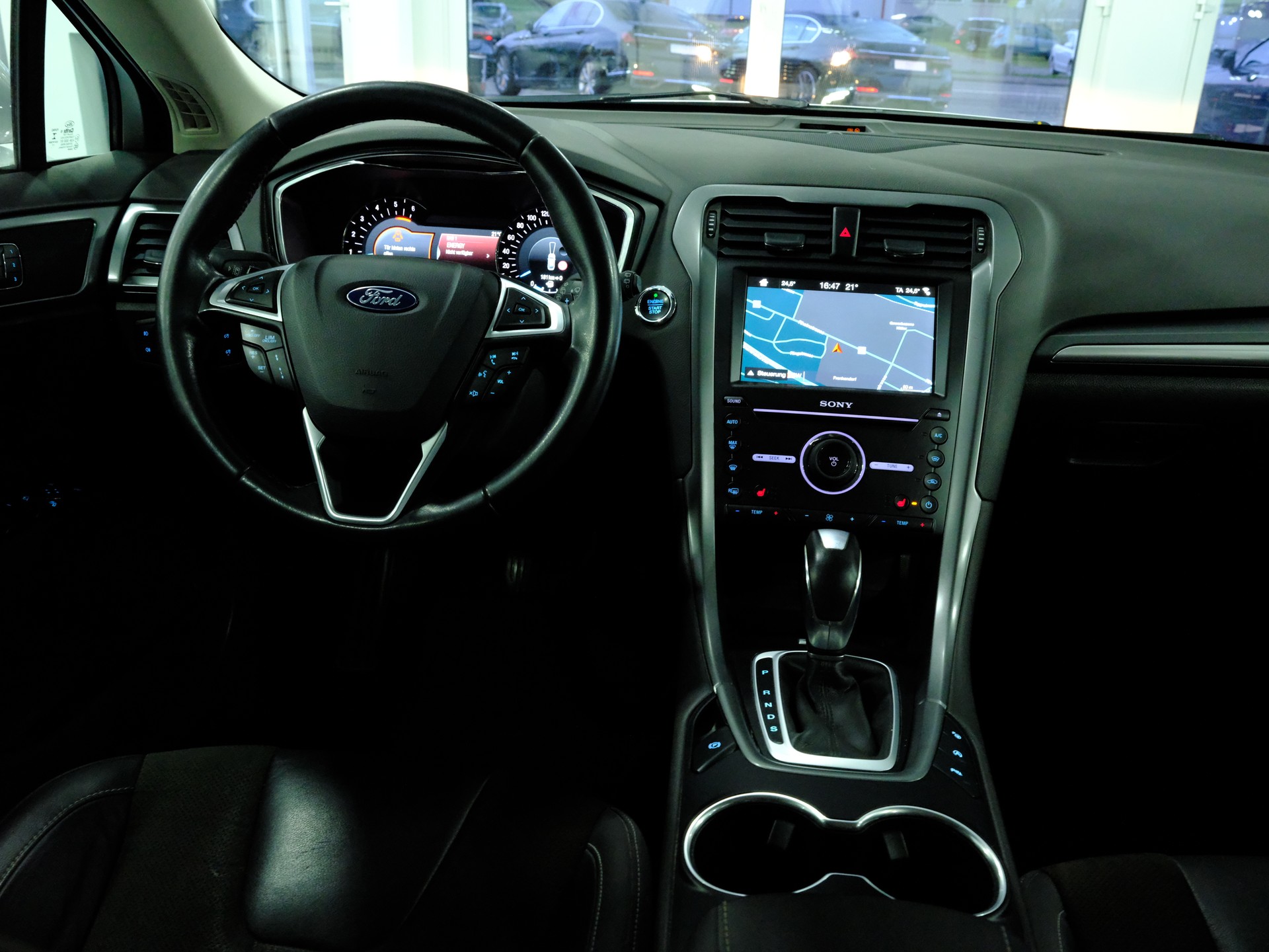 FORD Mondeo 2.0 TDCi Titanium AWD PowerShift-image-23