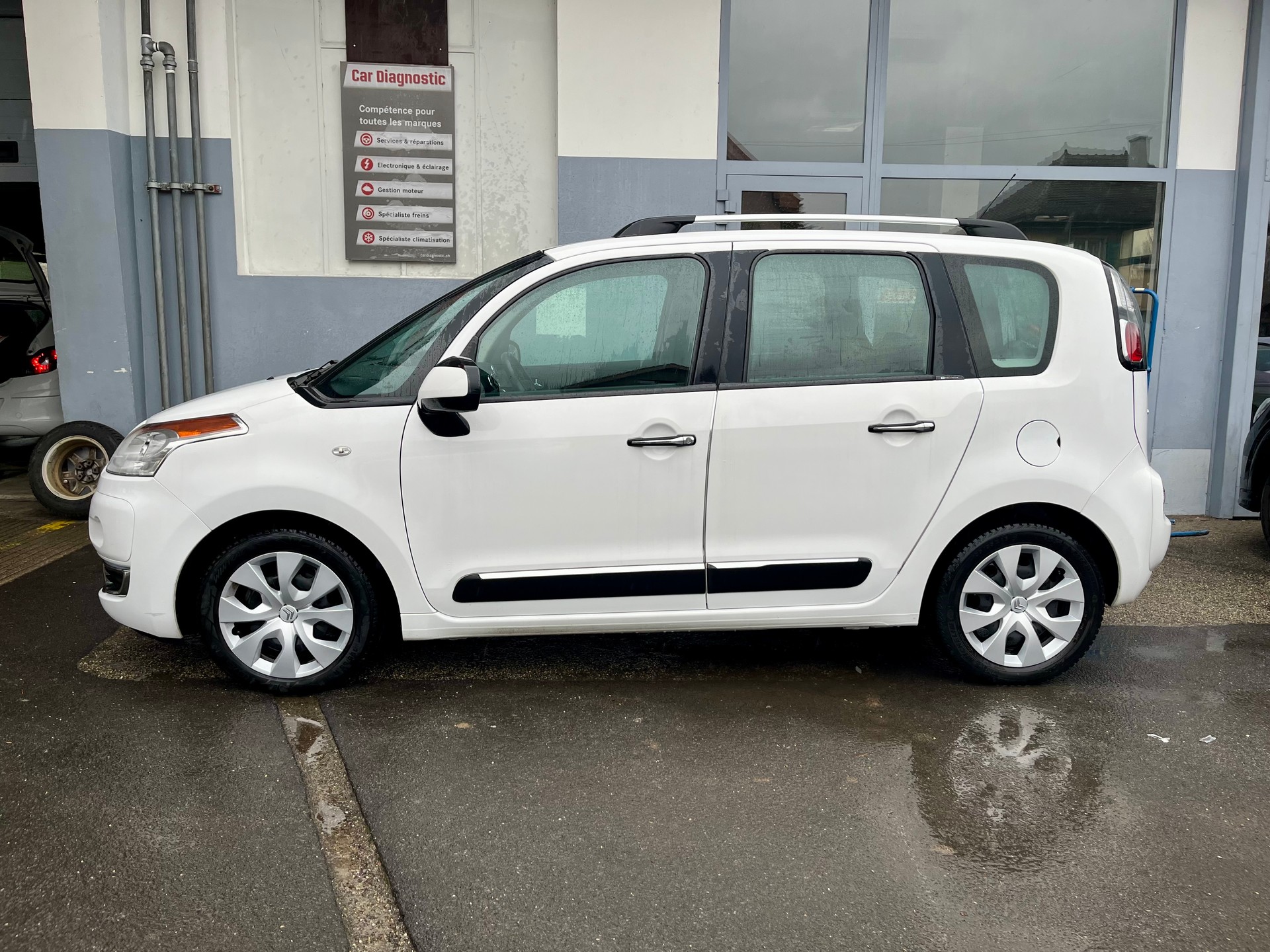 CITROEN C3 Picasso 1.6i 16V Exclusive EGS6-showroom-element-1