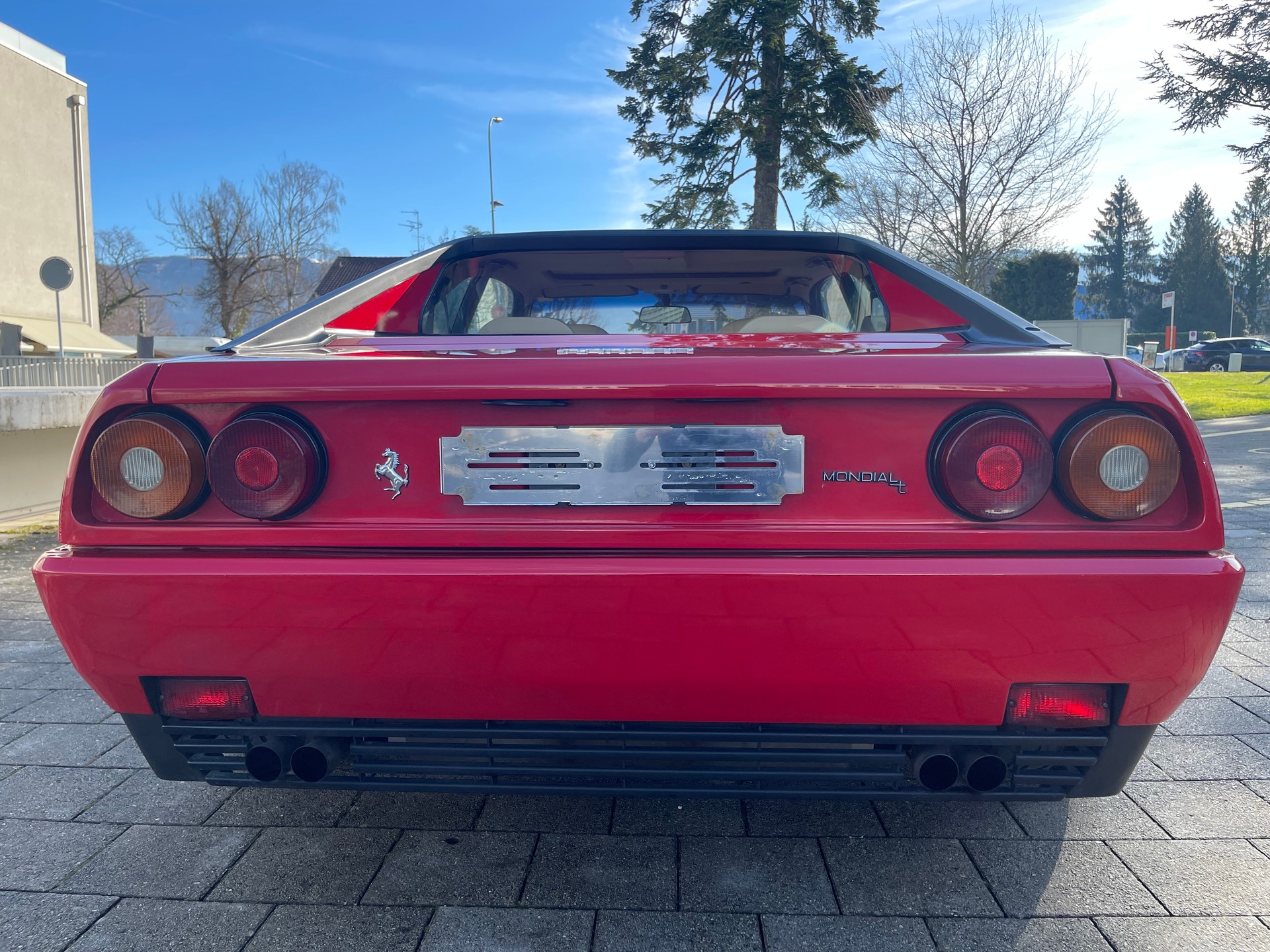 FERRARI Mondial 3.4 T-image-9