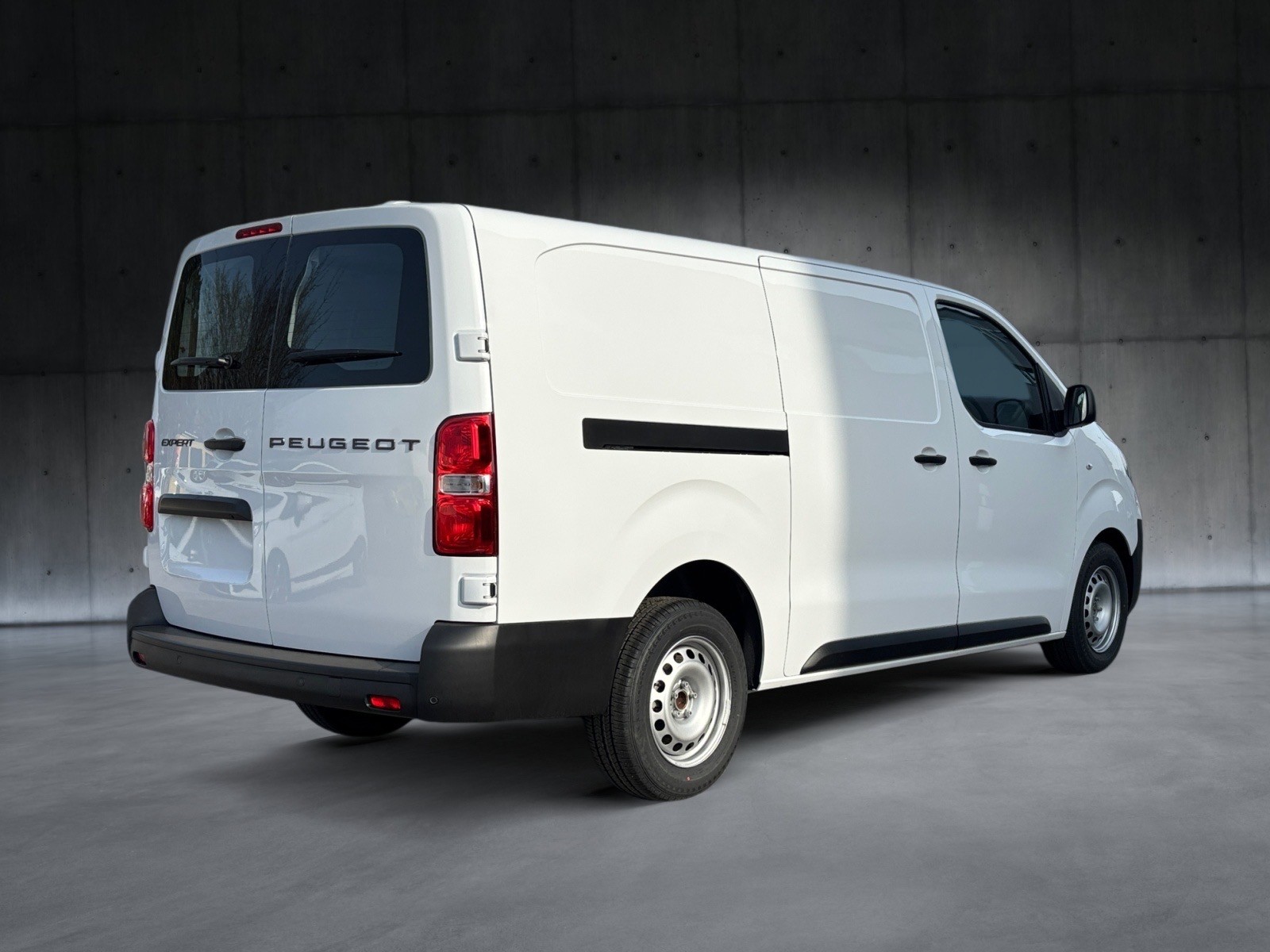 PEUGEOT Expert 2.2 BlueHDi 150 S&S Long EAT8-showroom-element-3