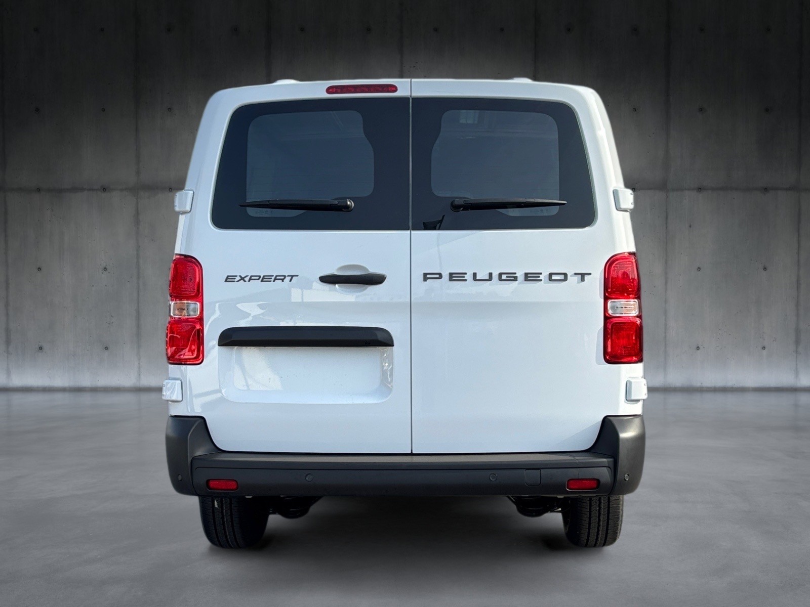 PEUGEOT Expert 2.2 BlueHDi 150 S&S Long EAT8-image-4