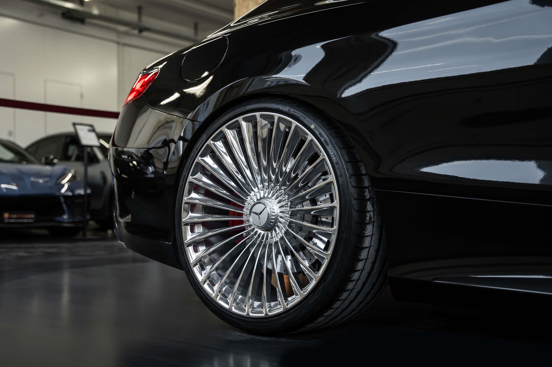 MERCEDES-BENZ S 65 AMG 7G-Tronic-image-8