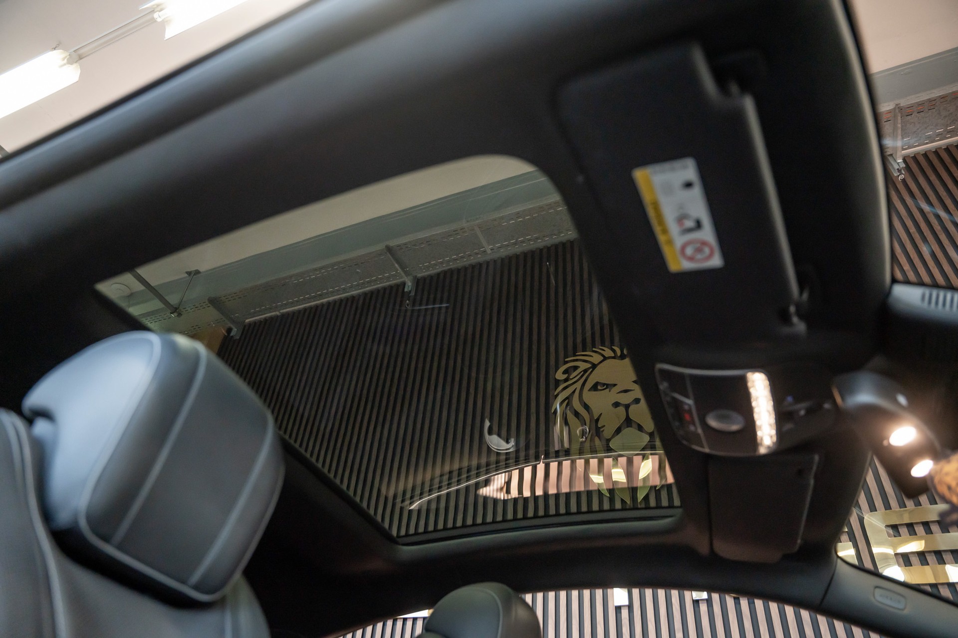MERCEDES-BENZ S 65 AMG 7G-Tronic-image-15