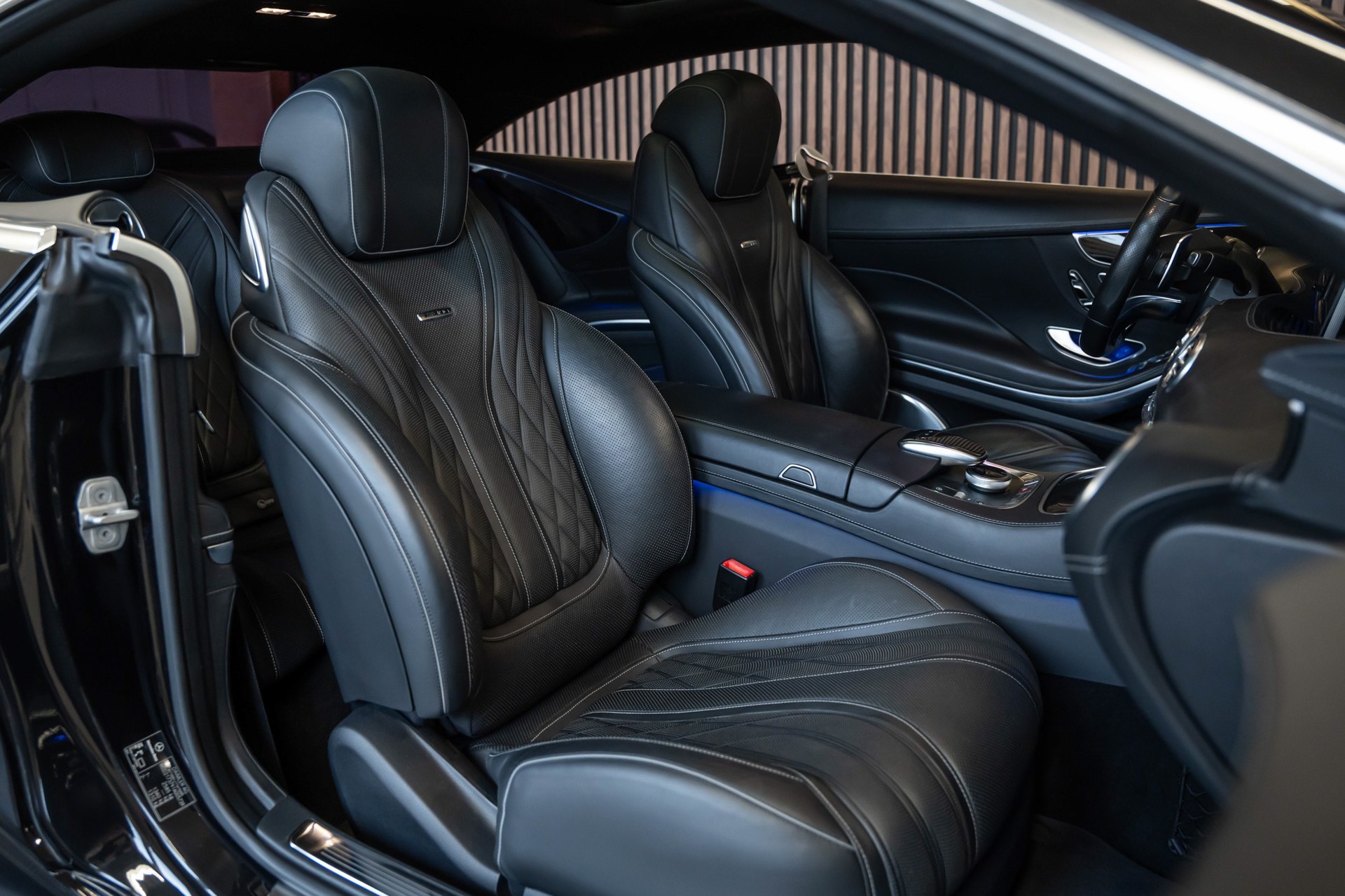 MERCEDES-BENZ S 65 AMG 7G-Tronic-image-14