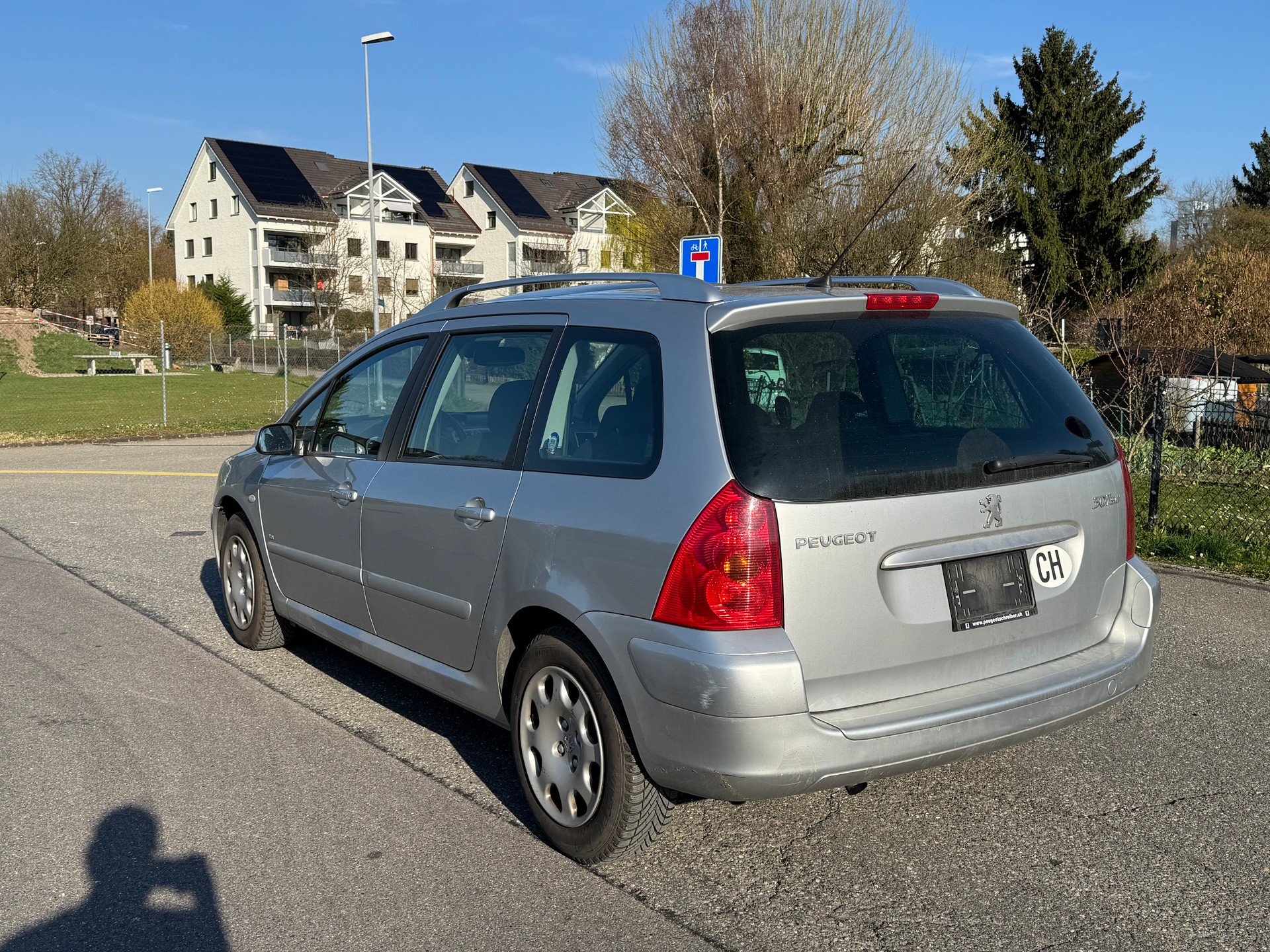 PEUGEOT 307 2.0 HDI XT-image-4