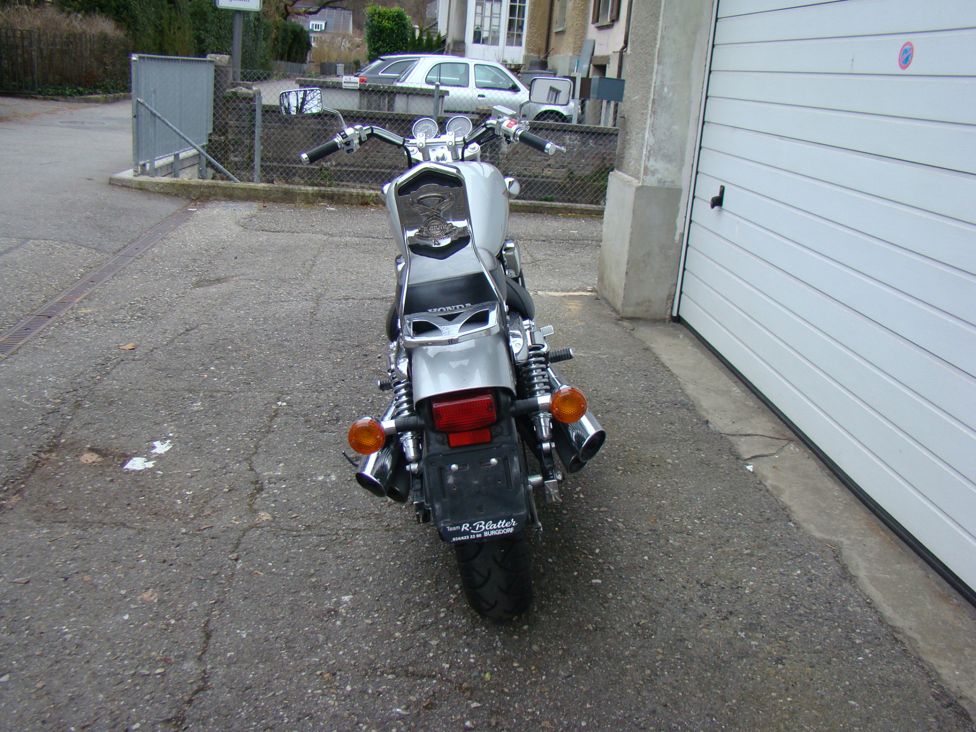 HONDA VF 750 C-image-3