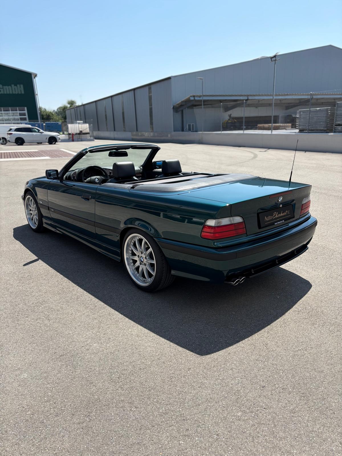 BMW 328i Cabrio-image-2