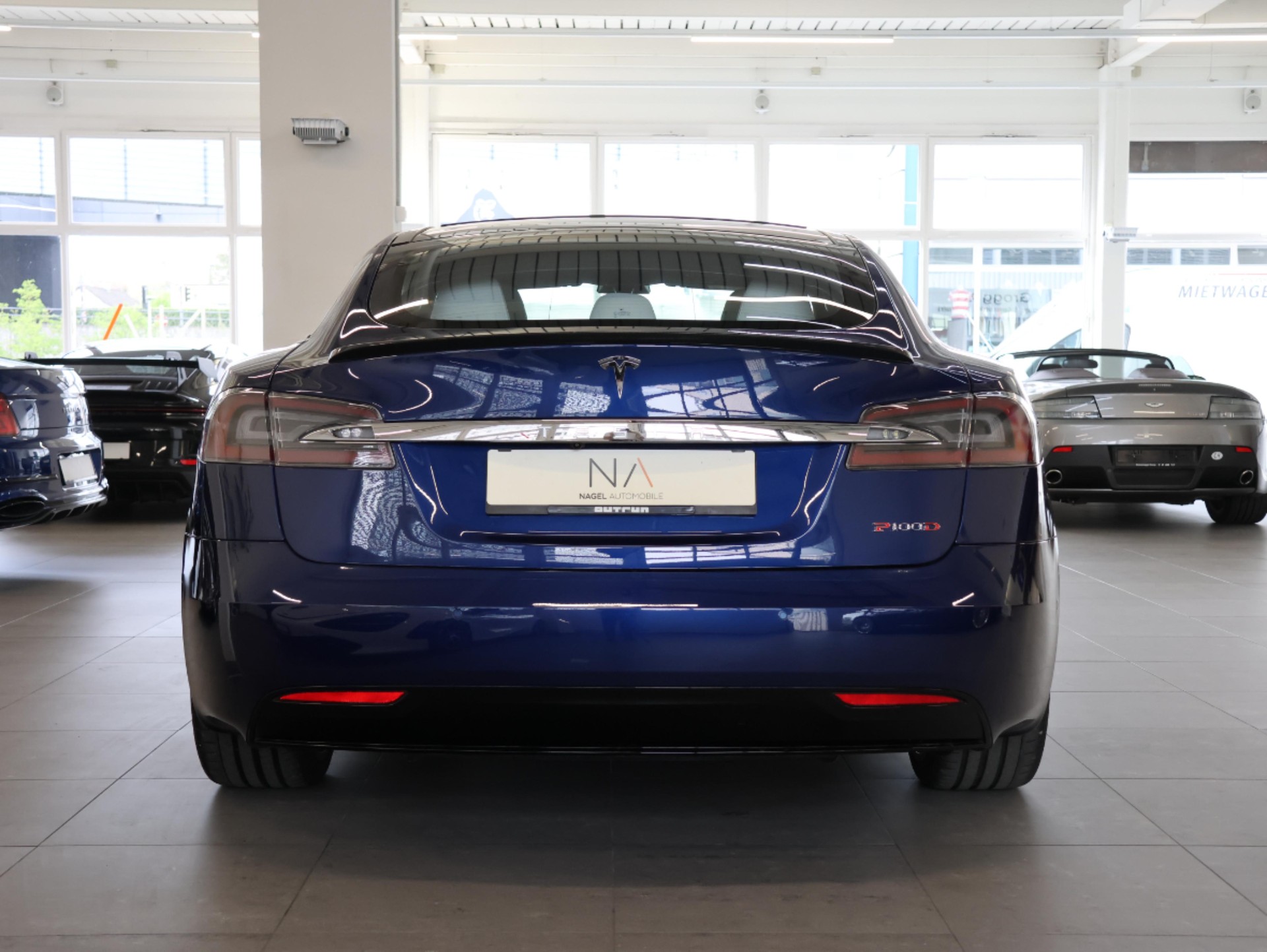 TESLA Model S 100 D Performance *Autopilot* *Panoramadach* *360 Kamera*-image-4