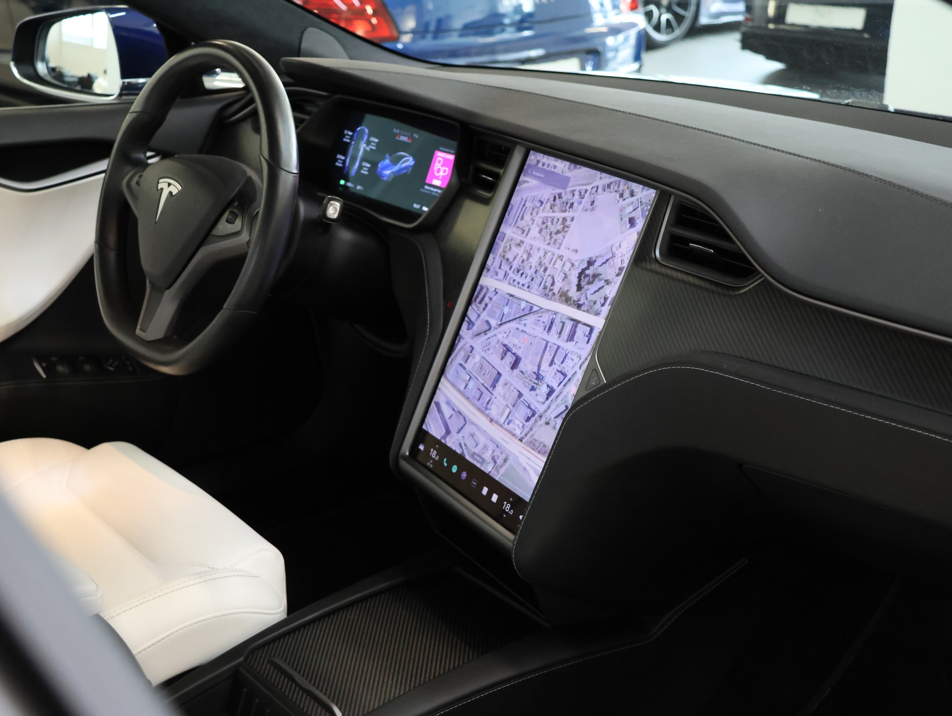 TESLA Model S 100 D Performance *Autopilot* *Panoramadach* *360 Kamera*-image-21