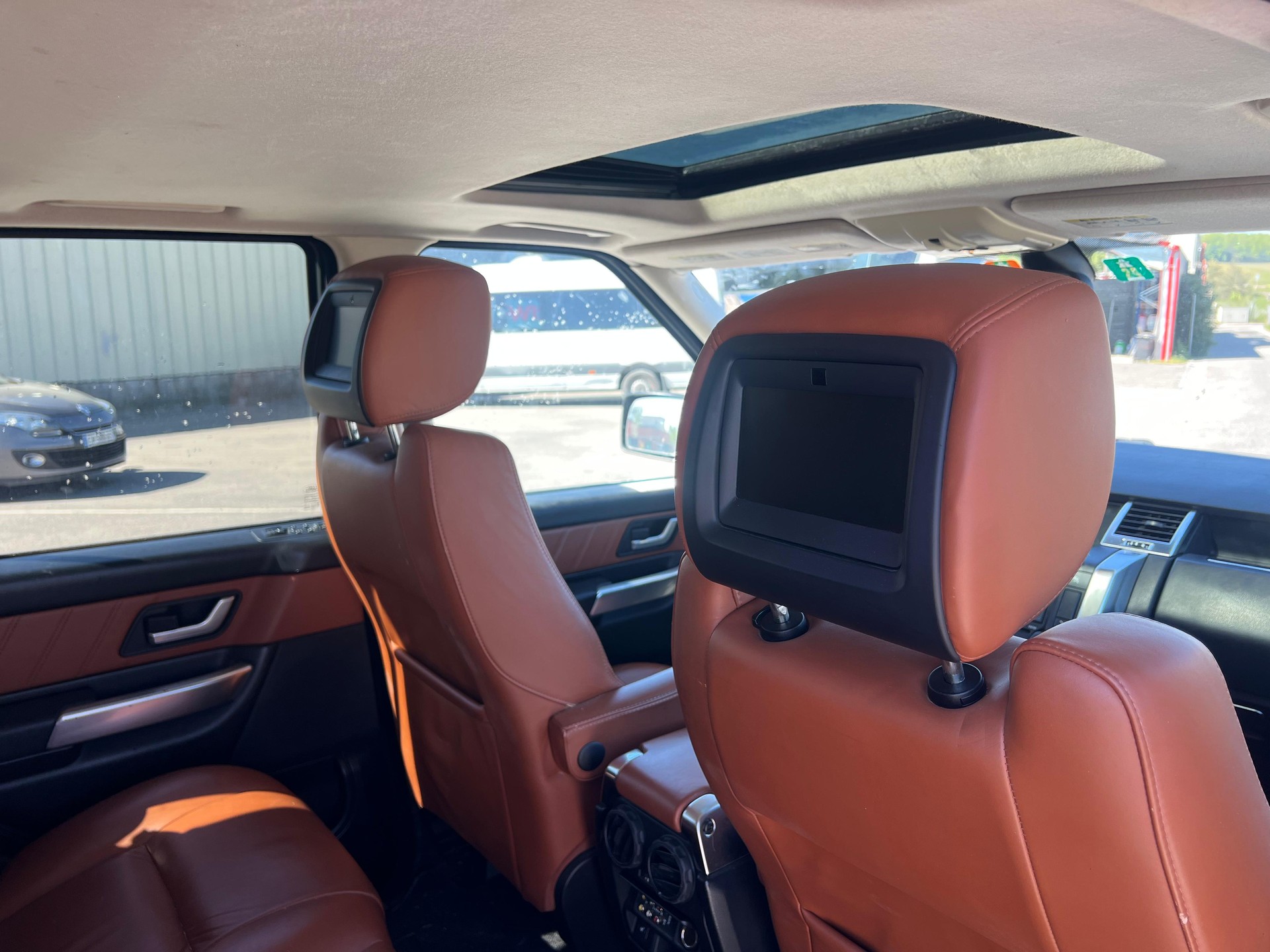 LAND ROVER Range Rover Sport 3.6 Td8 HSE Automatic-image-9
