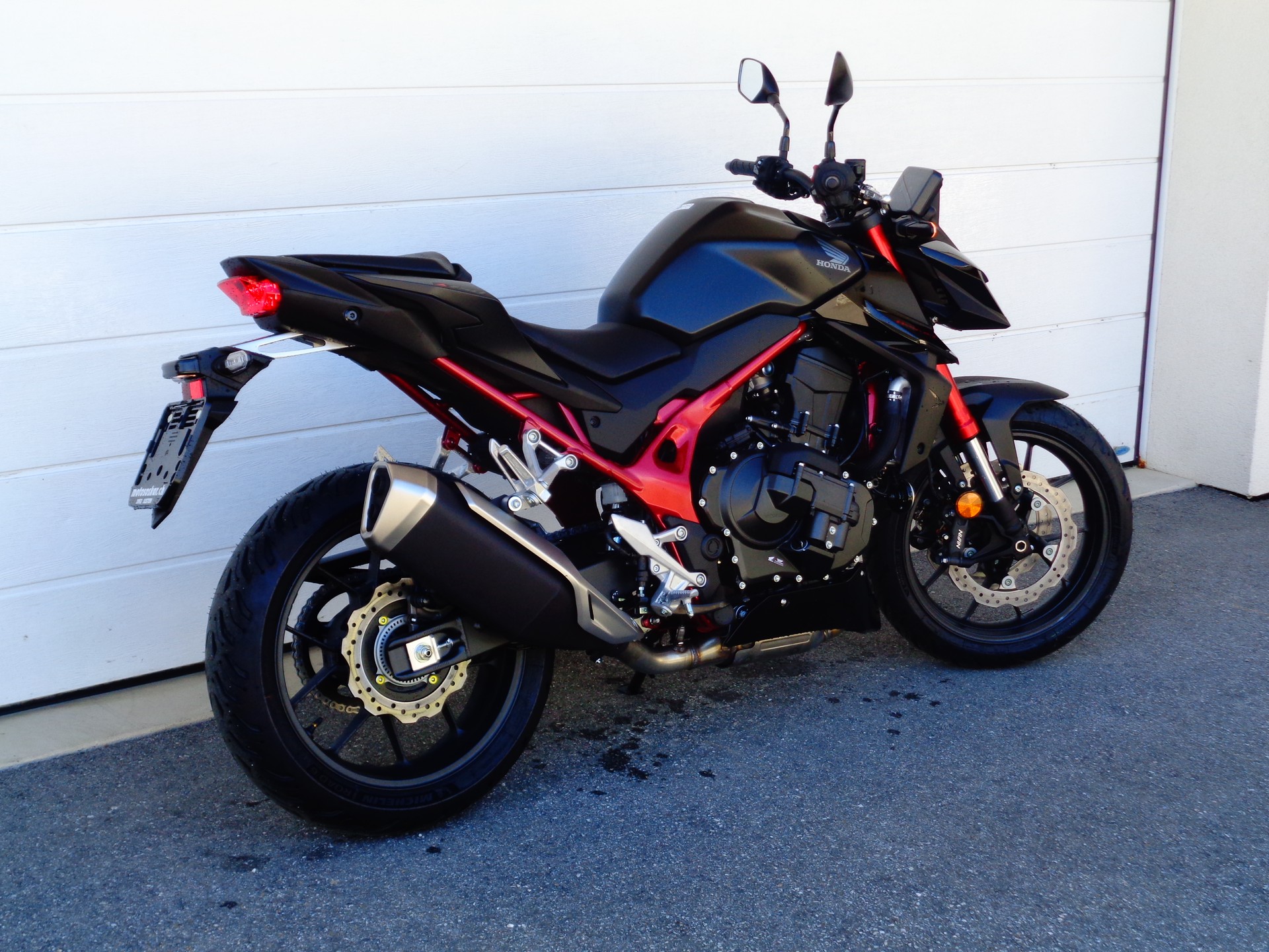 HONDA CB 750 Hornet E-Clutch EC-image-7