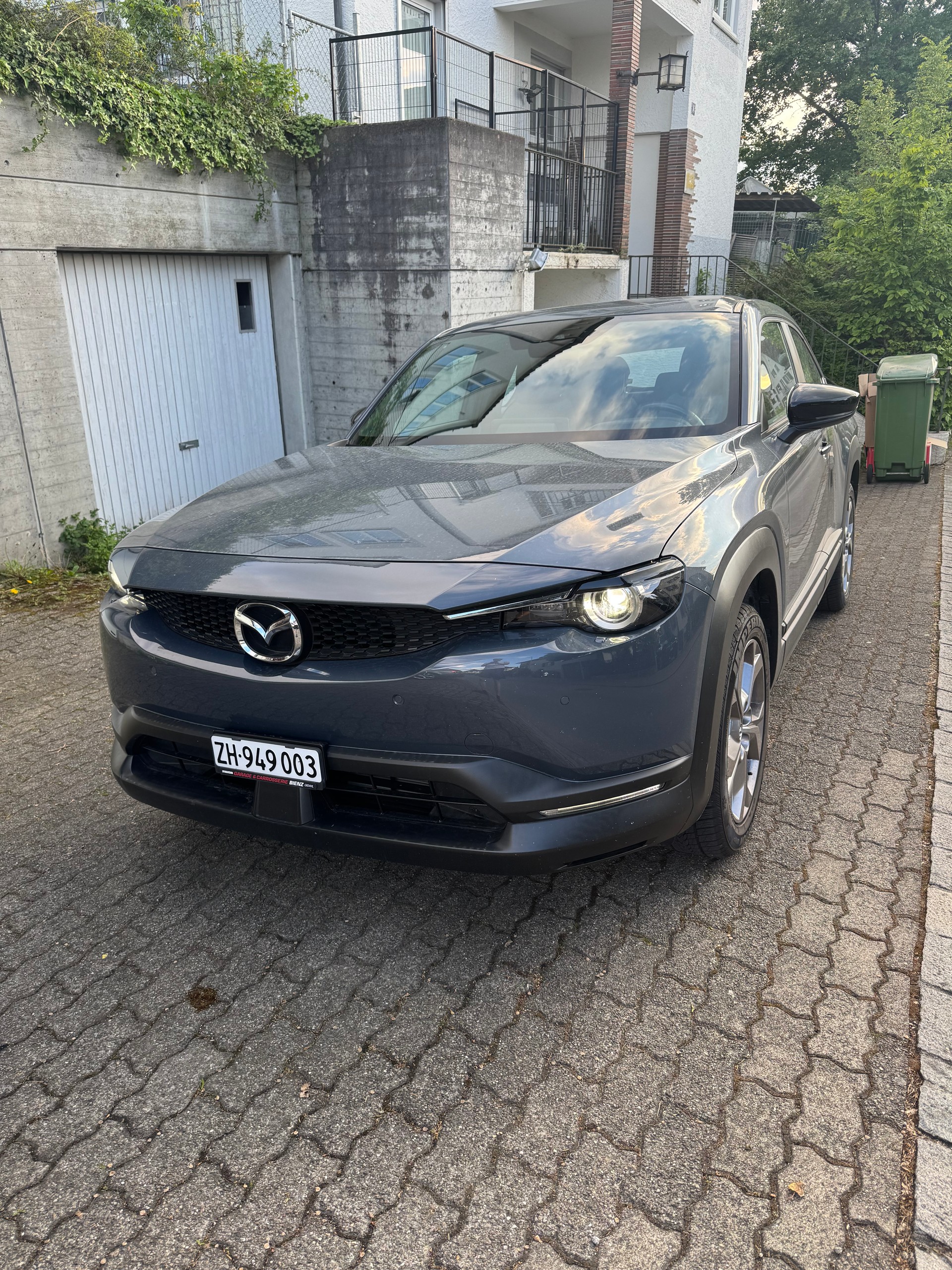 MAZDA MX-30 e-Skyactiv Ambition Plus-image-8